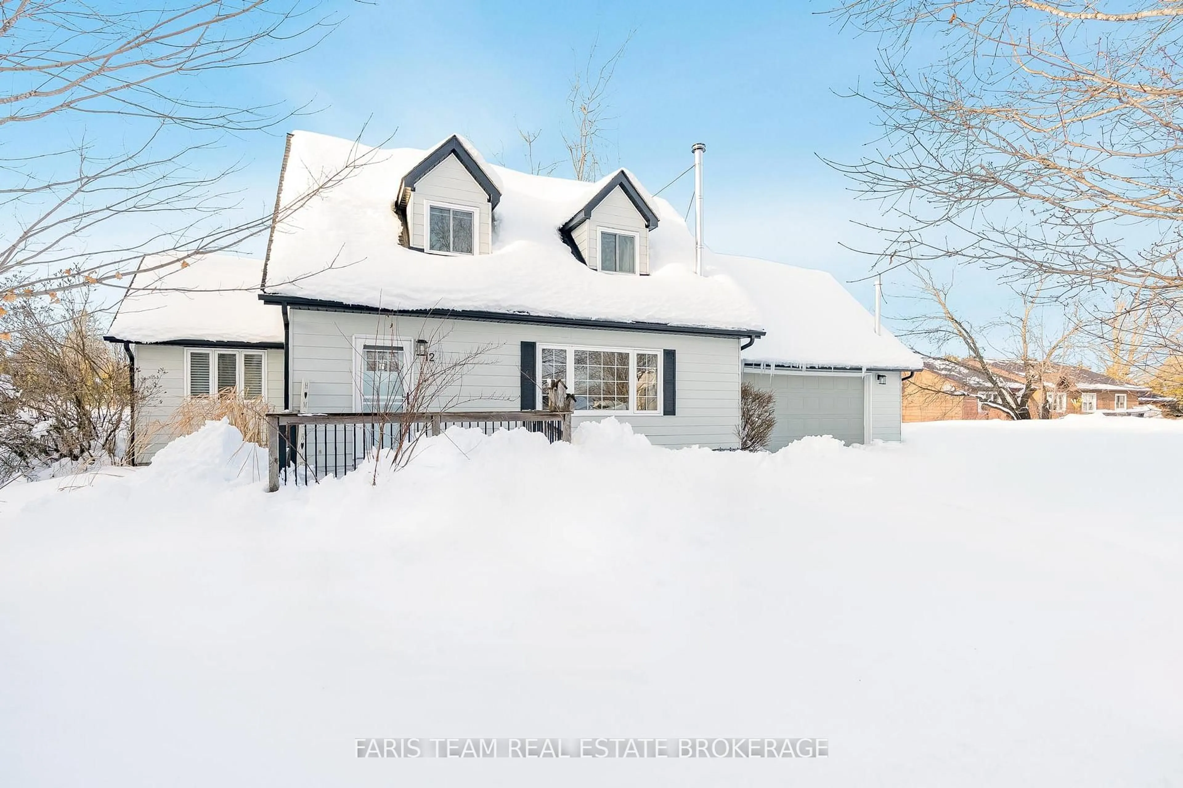 Home with vinyl exterior material, street for 12 Moon Cres, Oro-Medonte Ontario L0K 1N0