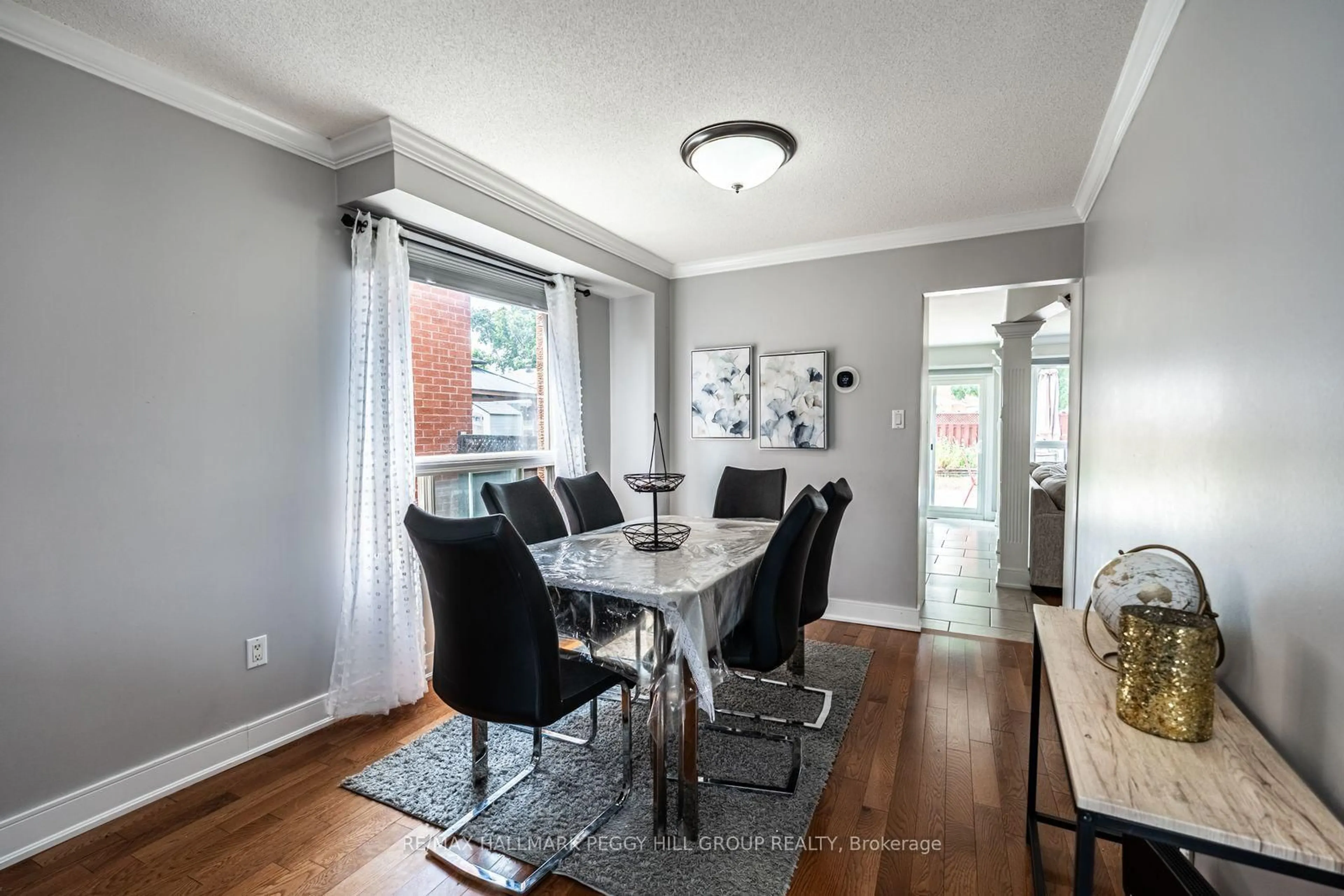 Dining room, unknown for 45 Weatherup Cres, Barrie Ontario L4N 7J6