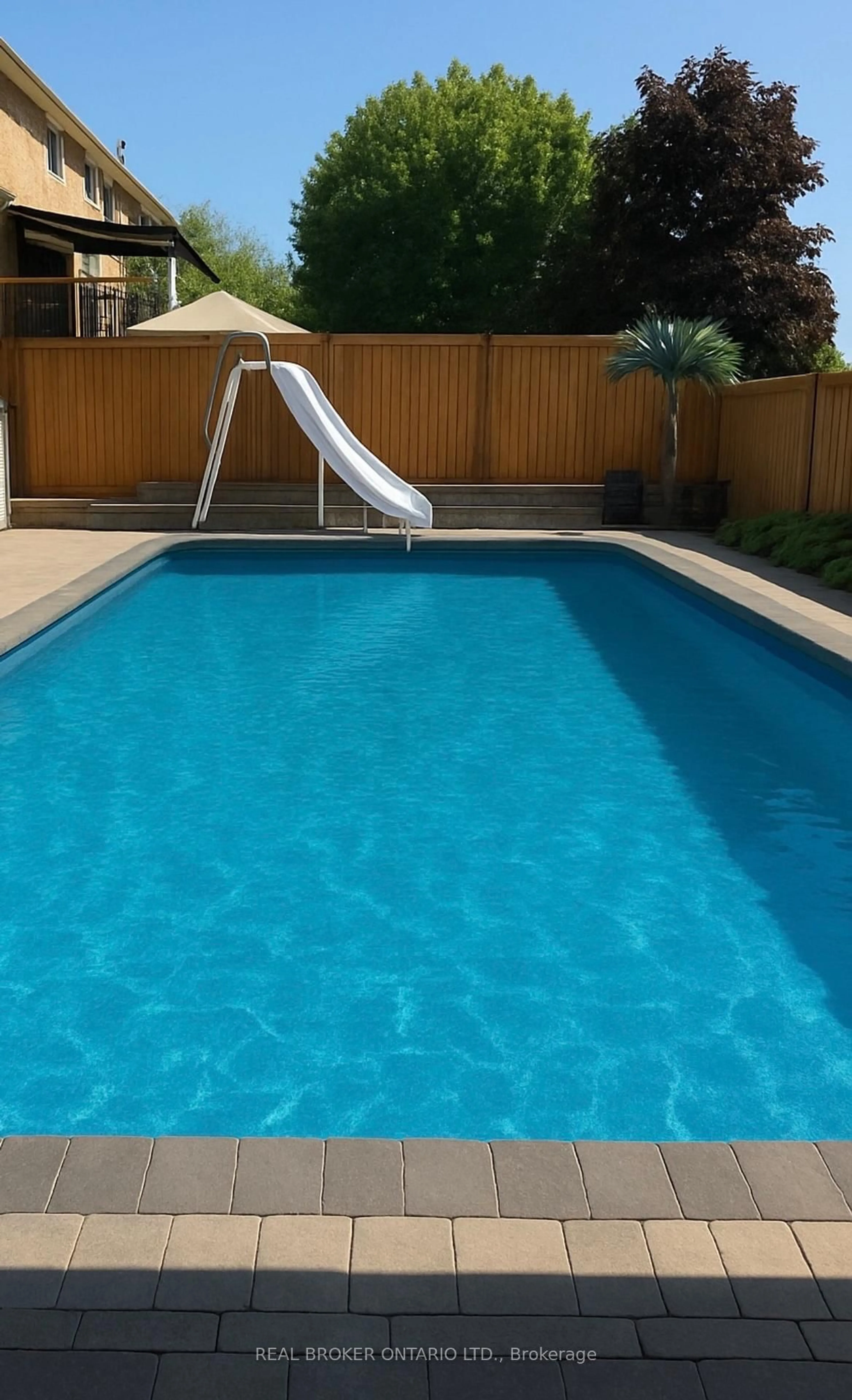 Pool for 99 Johnson St, Orillia Ontario L3V 7R7