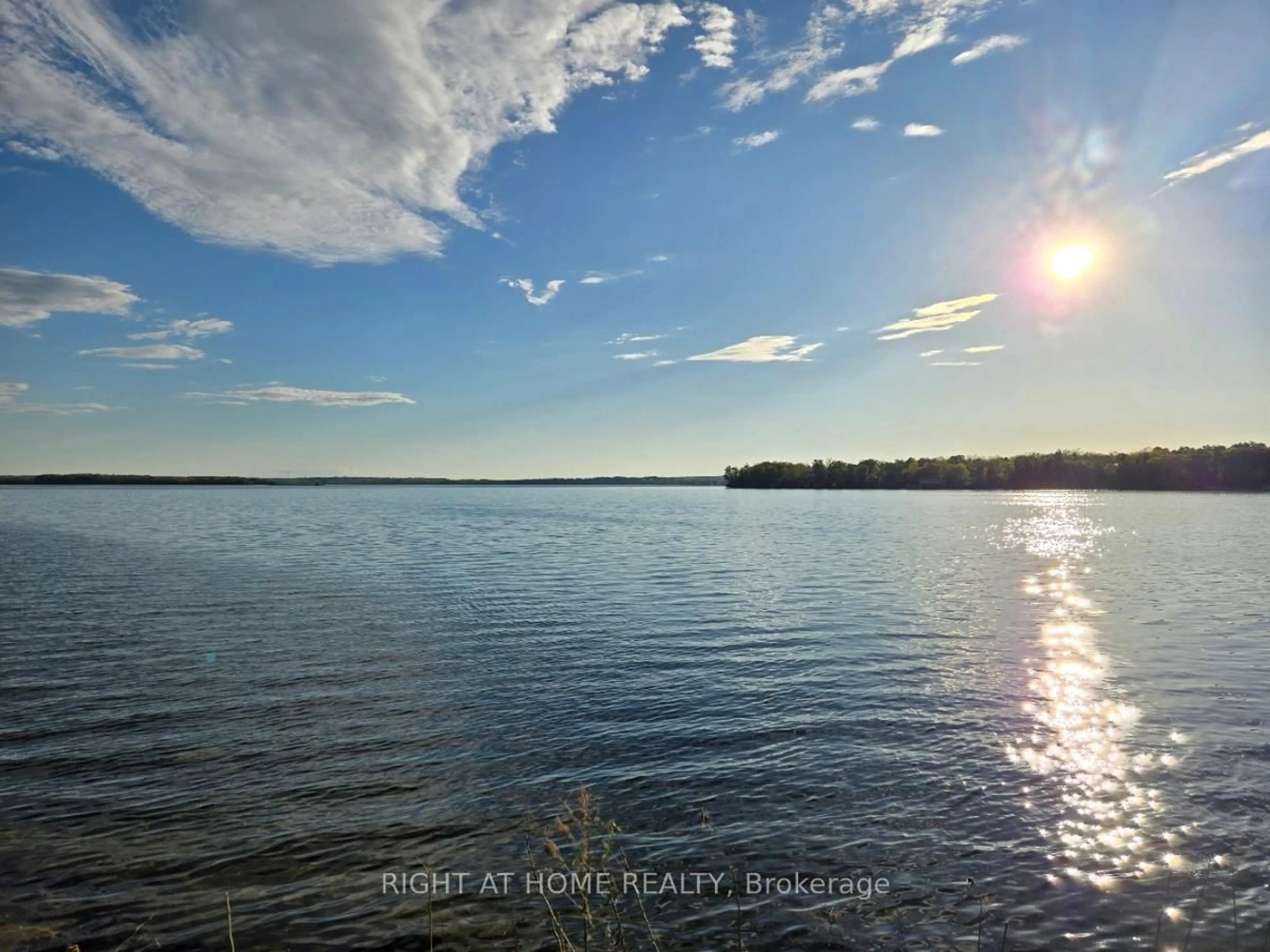 Blurry image for 6472 Rama Rd #201, Ramara Ontario L3V 0S3