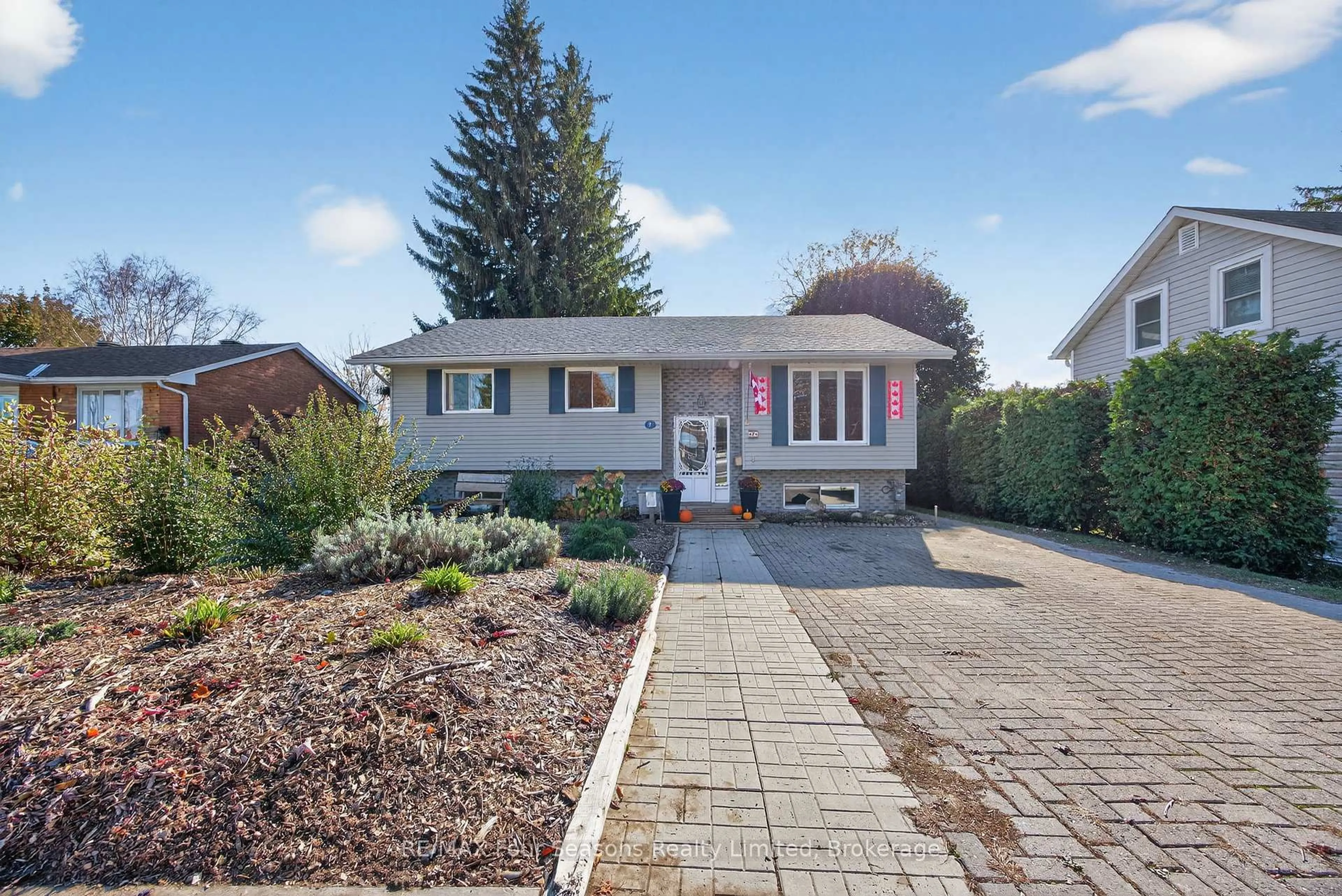 Home with brick exterior material, street for 7 Batteaux Rd, Clearview Ontario L0M 1P0