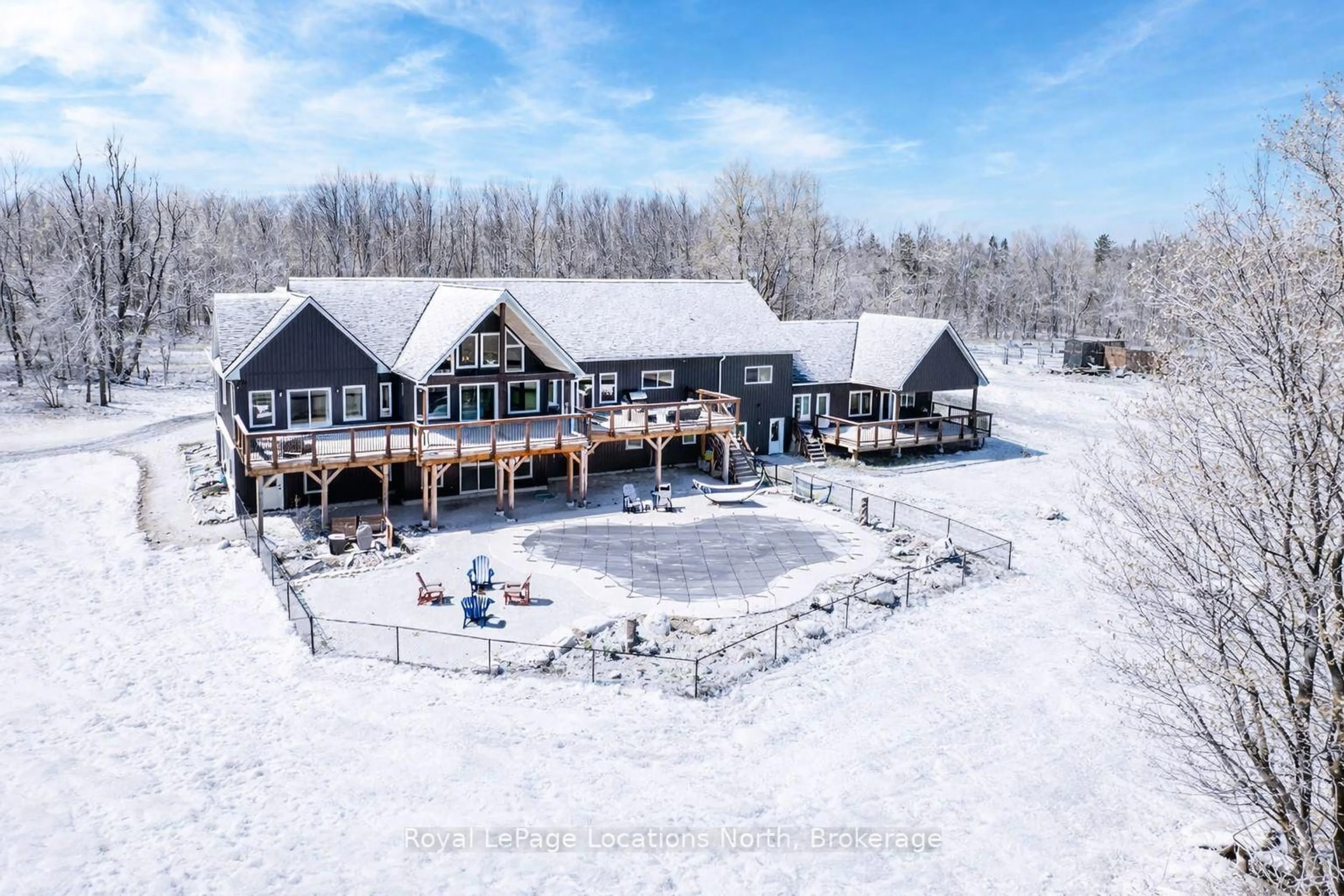 A pic from outside/outdoor area/front of a property/back of a property/a pic from drone, mountain view for 5385 8 Line, Oro-Medonte Ontario L0K 1N0