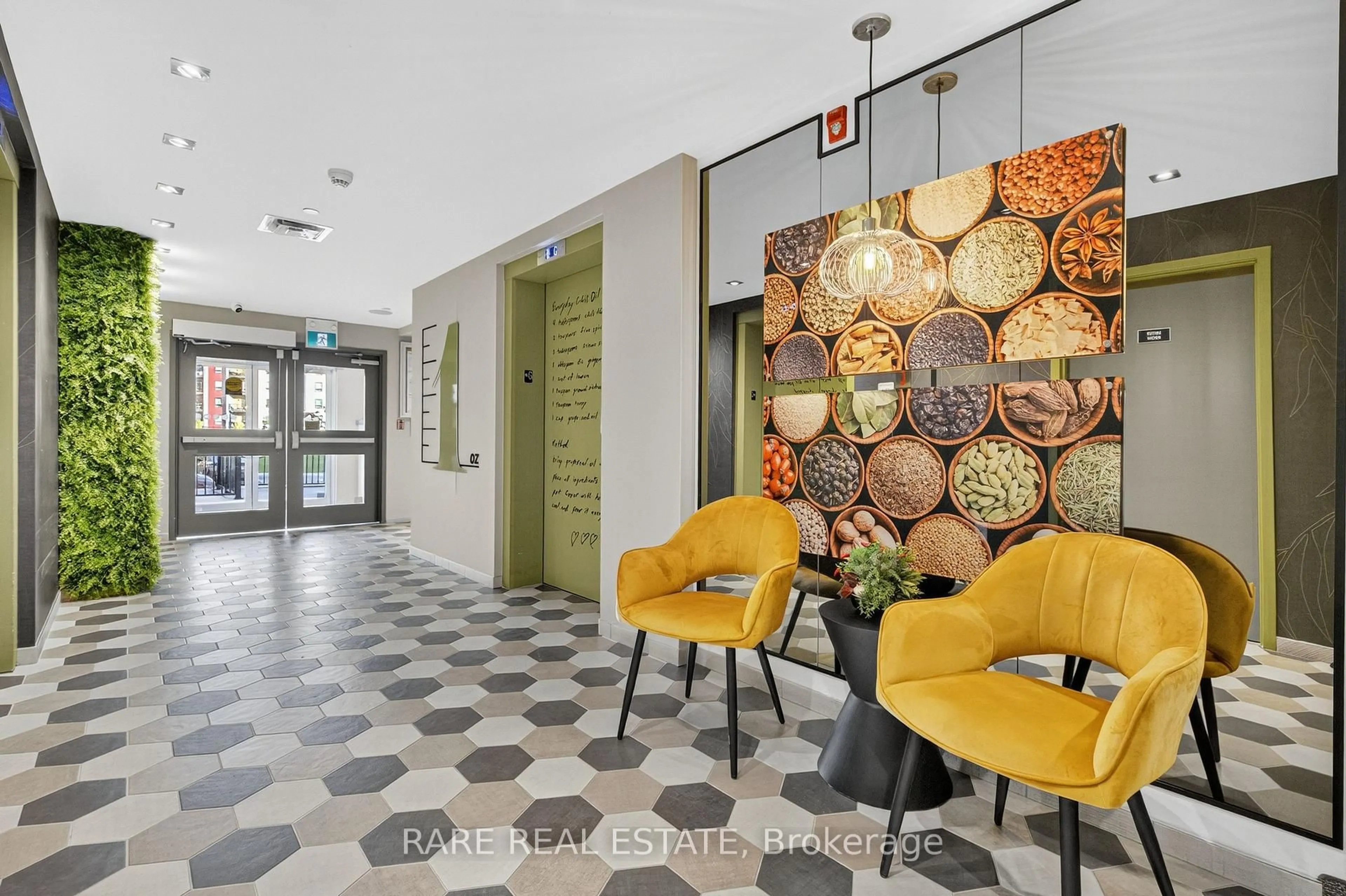 Lobby for 5 Chef Lane #411, Barrie Ontario L9J 0J8