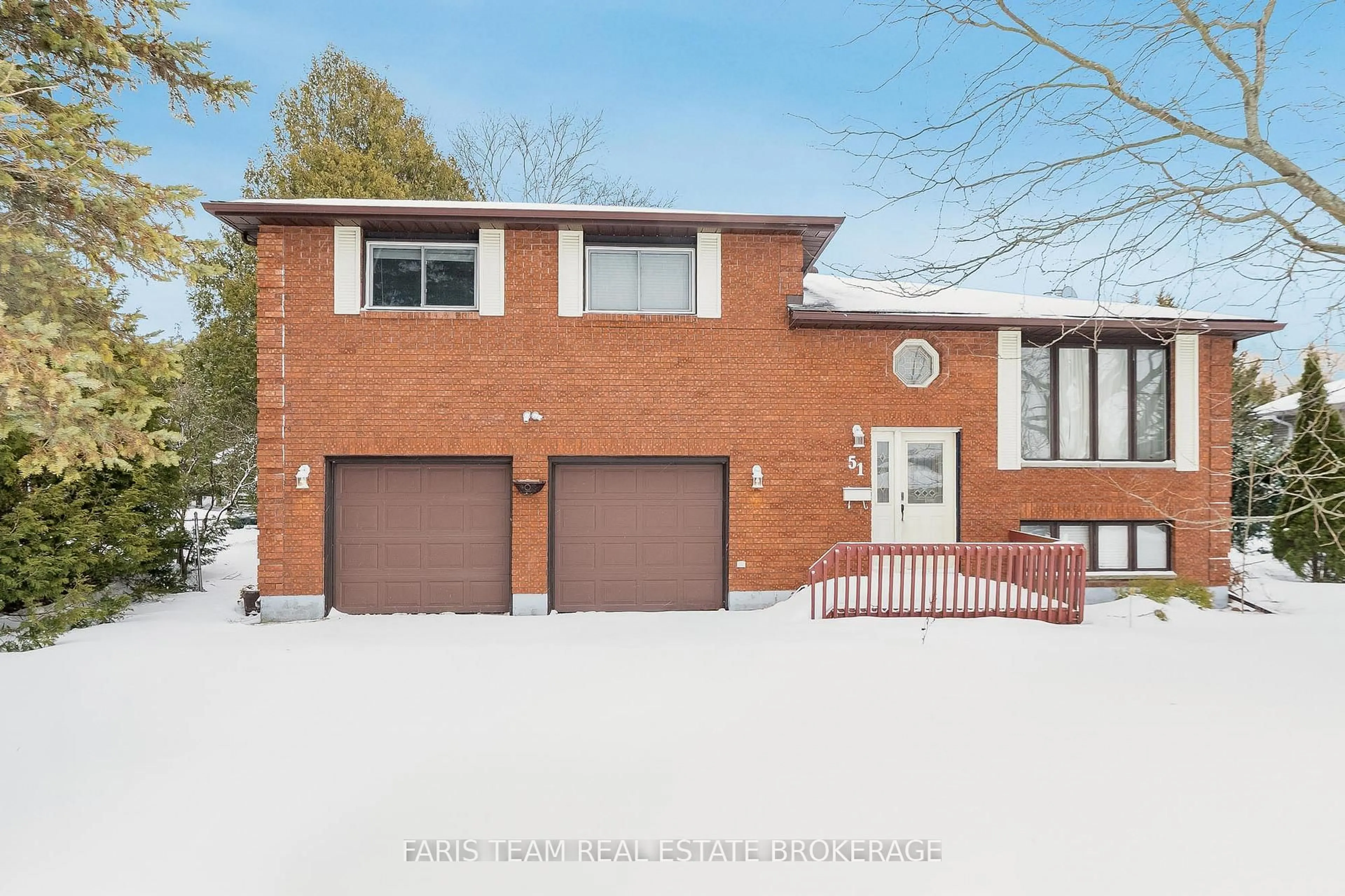 Home with brick exterior material, street for 51 Beck Blvd, Penetanguishene Ontario L9M 1E2