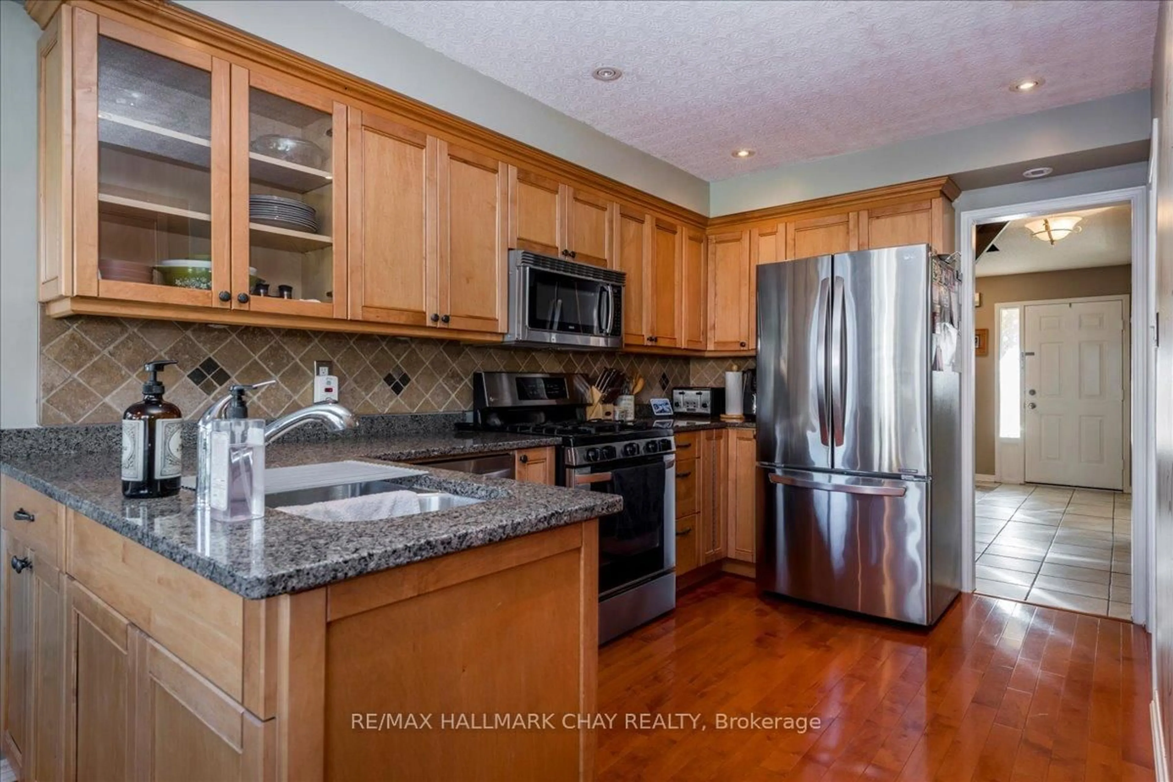 Unknown for 21 Barwick Dr, Barrie Ontario L4N 6Z7