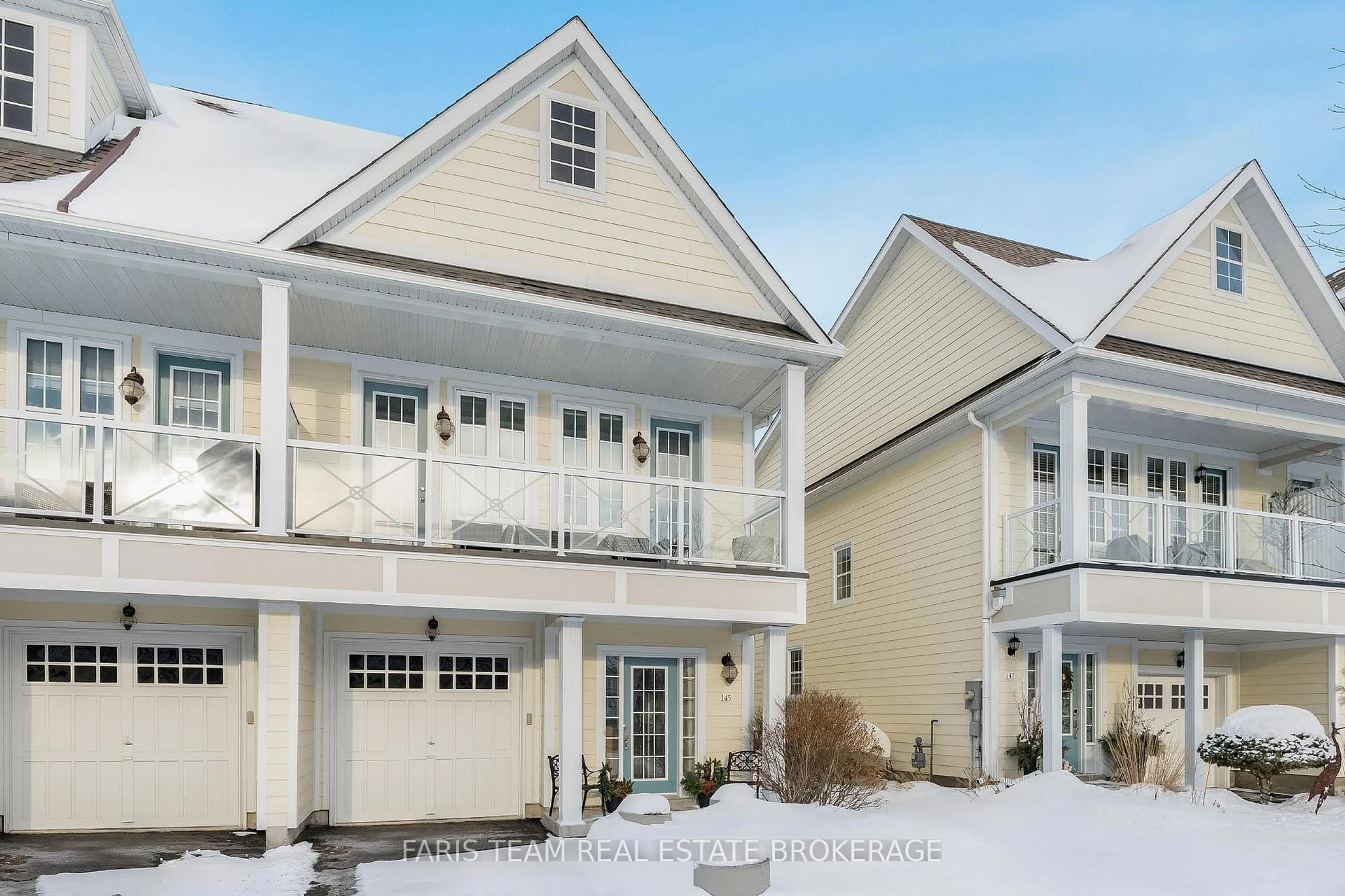 Home with vinyl exterior material, street for 145 Wycliffe Cove, Tay Ontario L0K 2A0