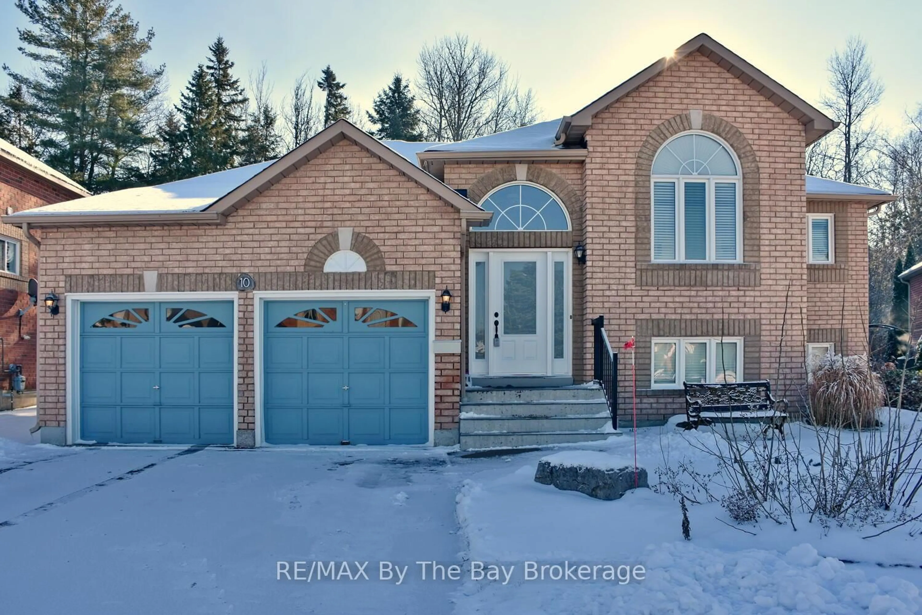 Home with brick exterior material, street for 10 Cherry Sands Cres, Wasaga Beach Ontario L9Z 1P5