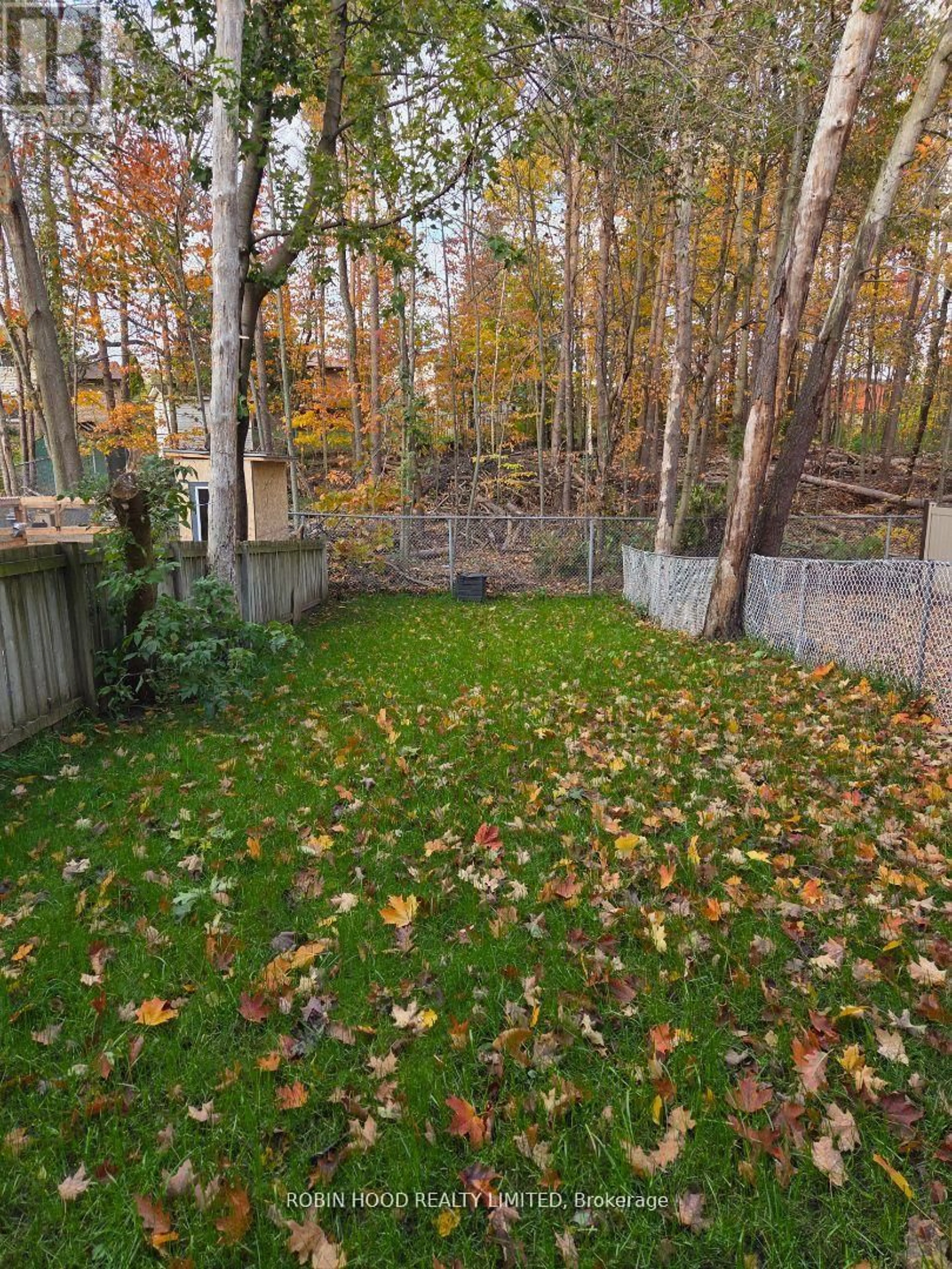 Patio, forest/trees view for 59 Scott Cres, Barrie Ontario L4N 4W2