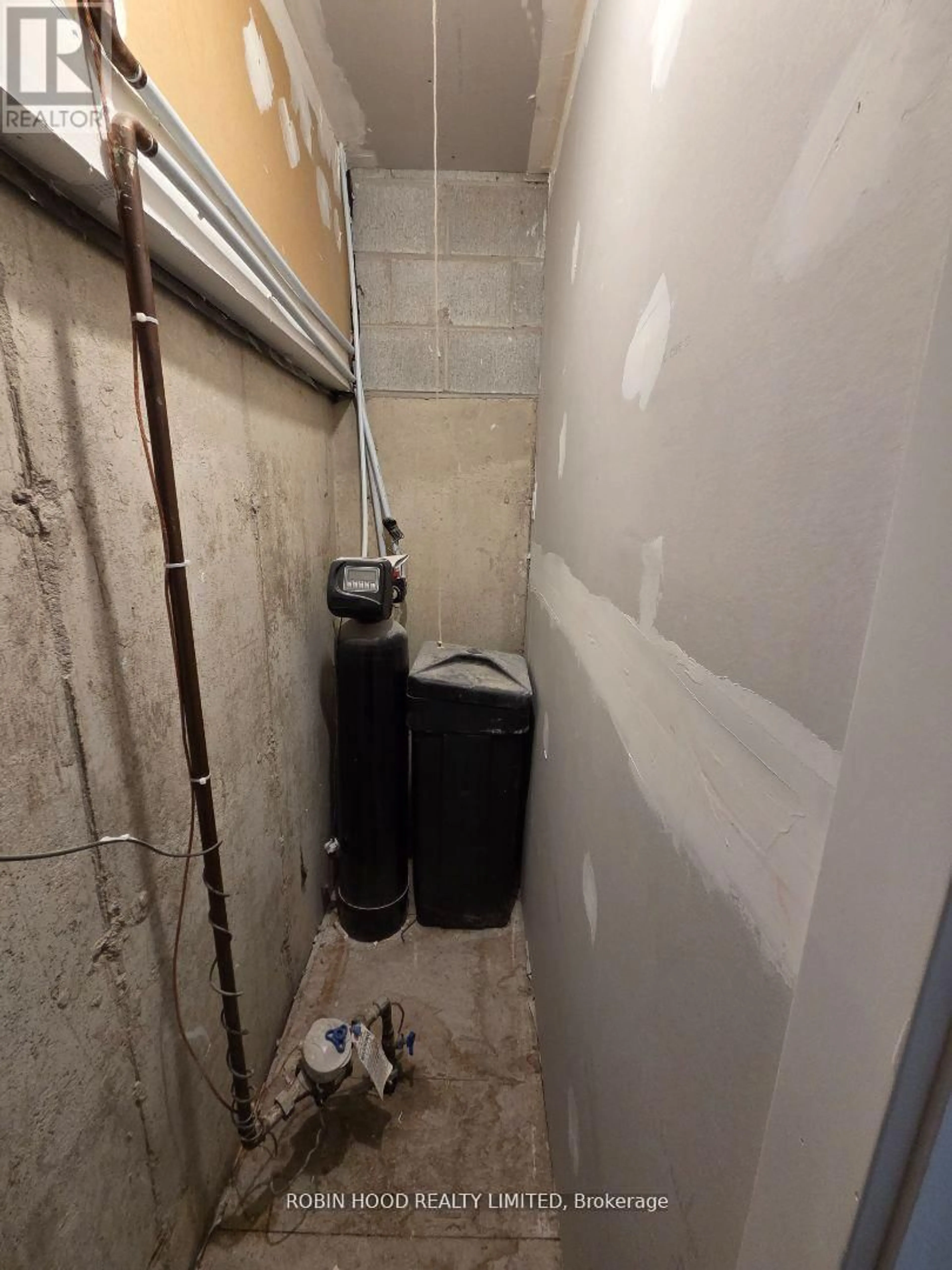 A pic of a room for 59 Scott Cres, Barrie Ontario L4N 4W2