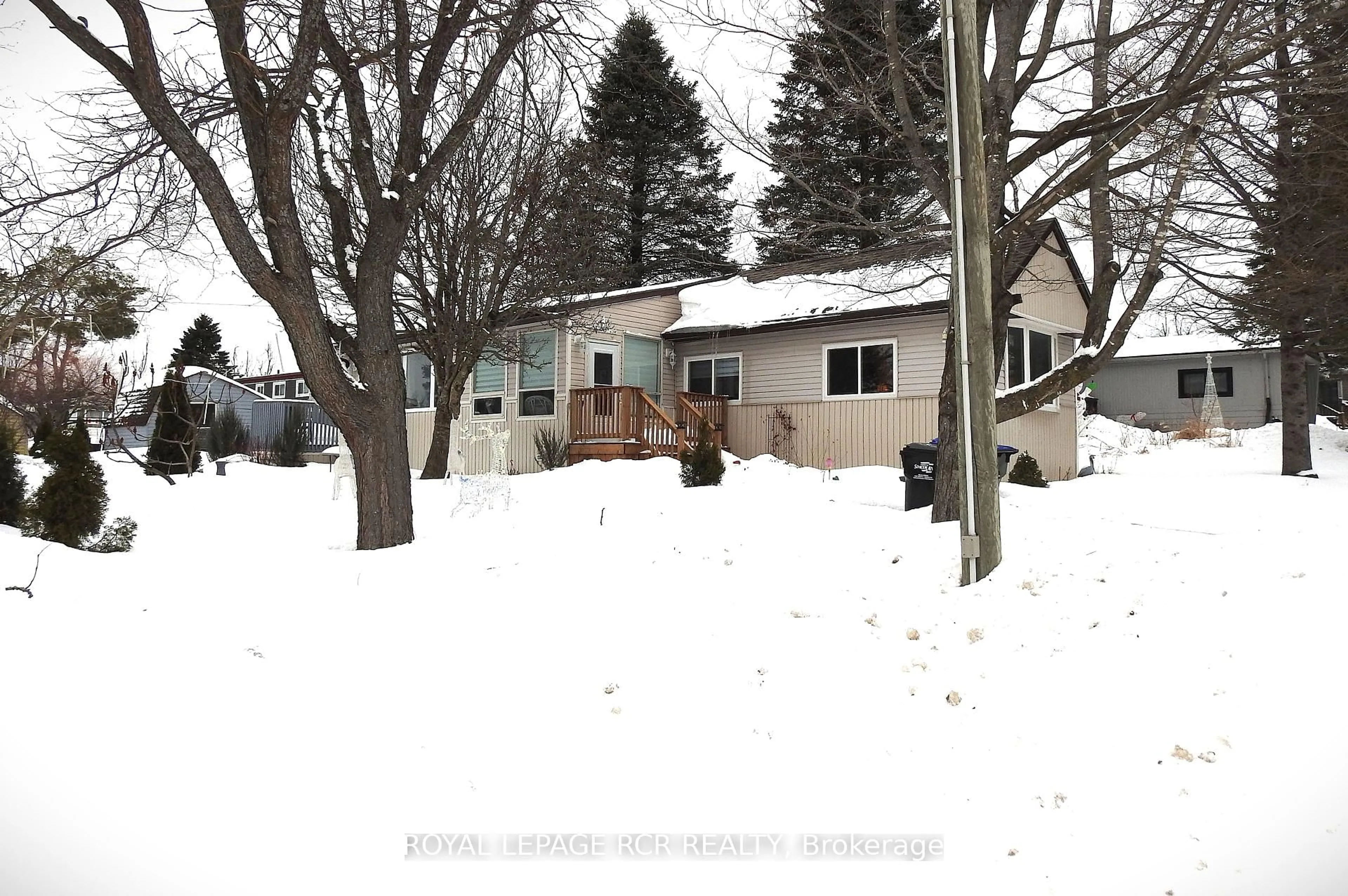 Unknown for 8 Claremont Cres, Oro-Medonte Ontario L3V 0P9