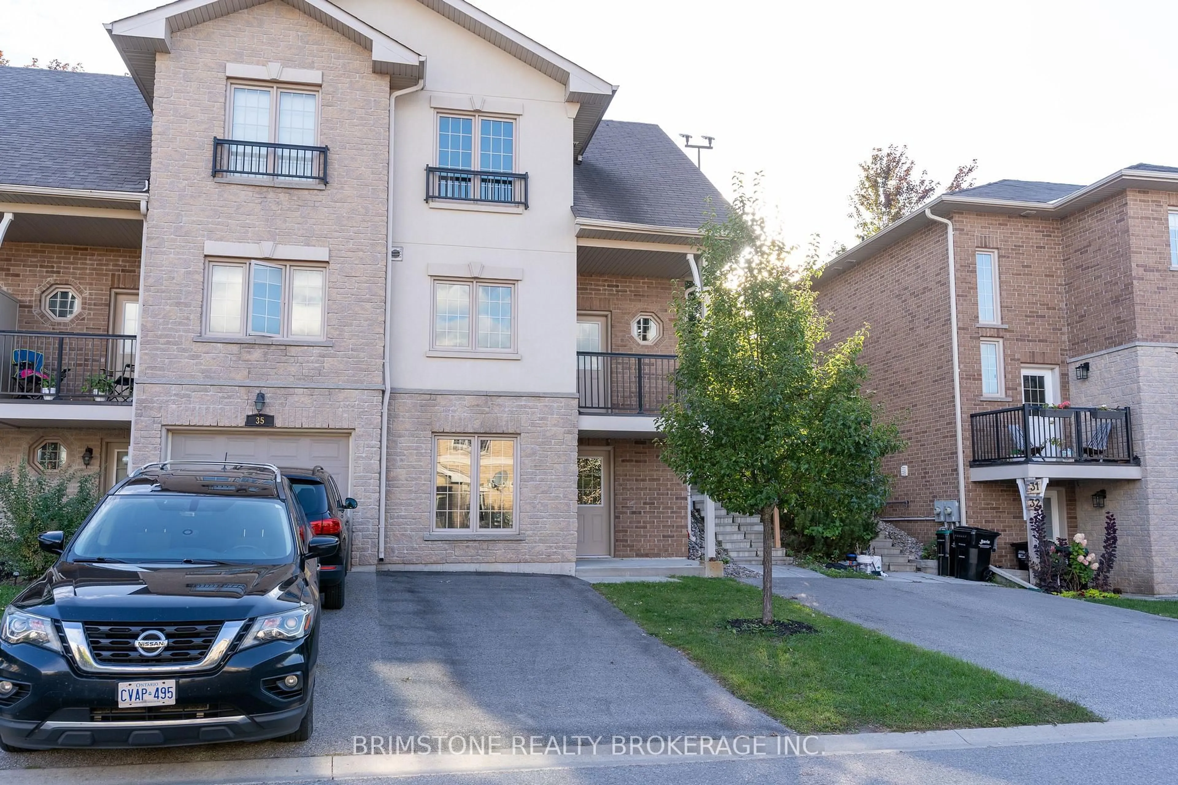 Home with brick exterior material, street for 175 Stanley St ##33 / #34, Barrie Ontario L4M 0G2