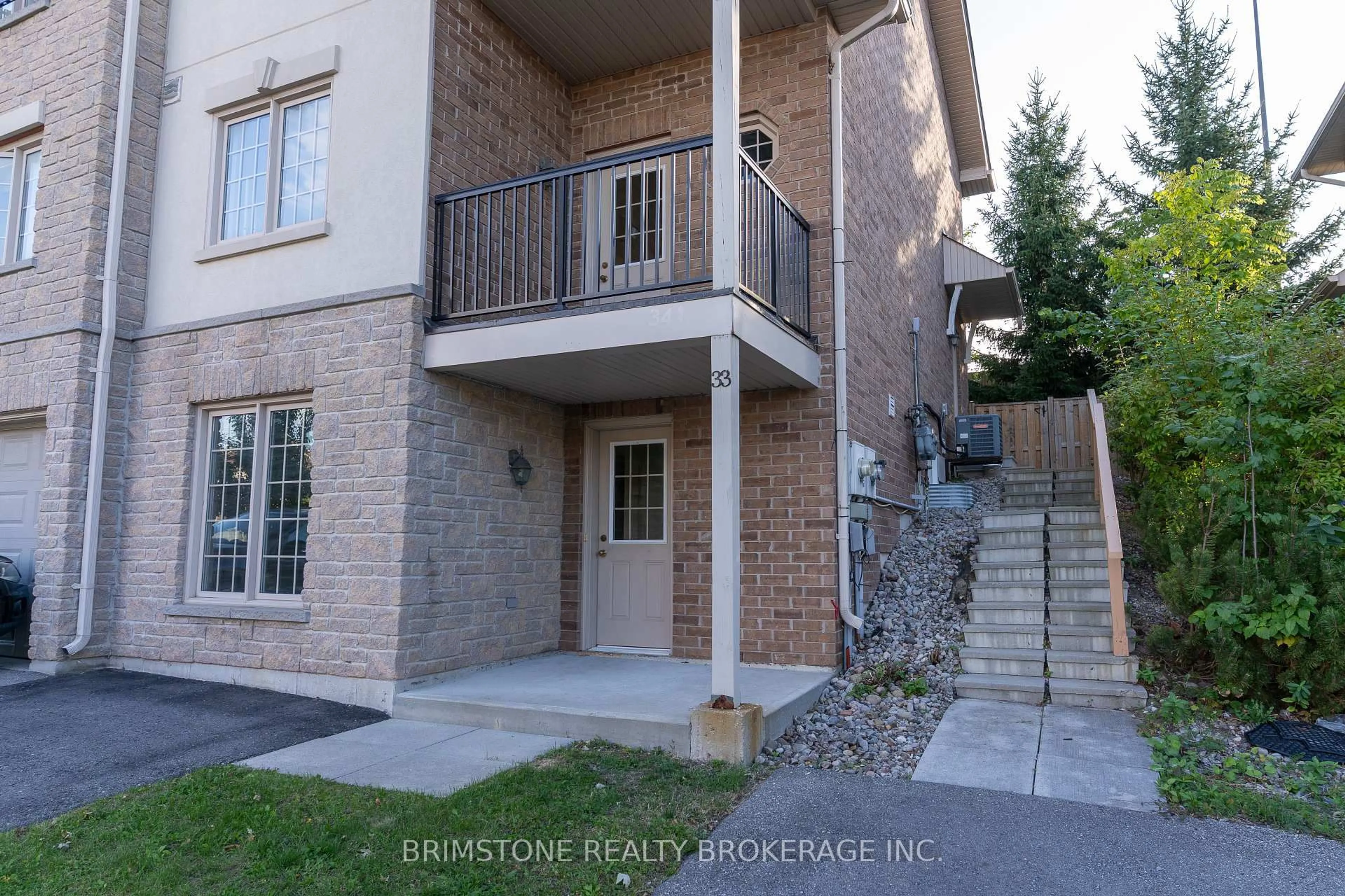 Patio, street for 175 Stanley St ##33 / #34, Barrie Ontario L4M 0G2
