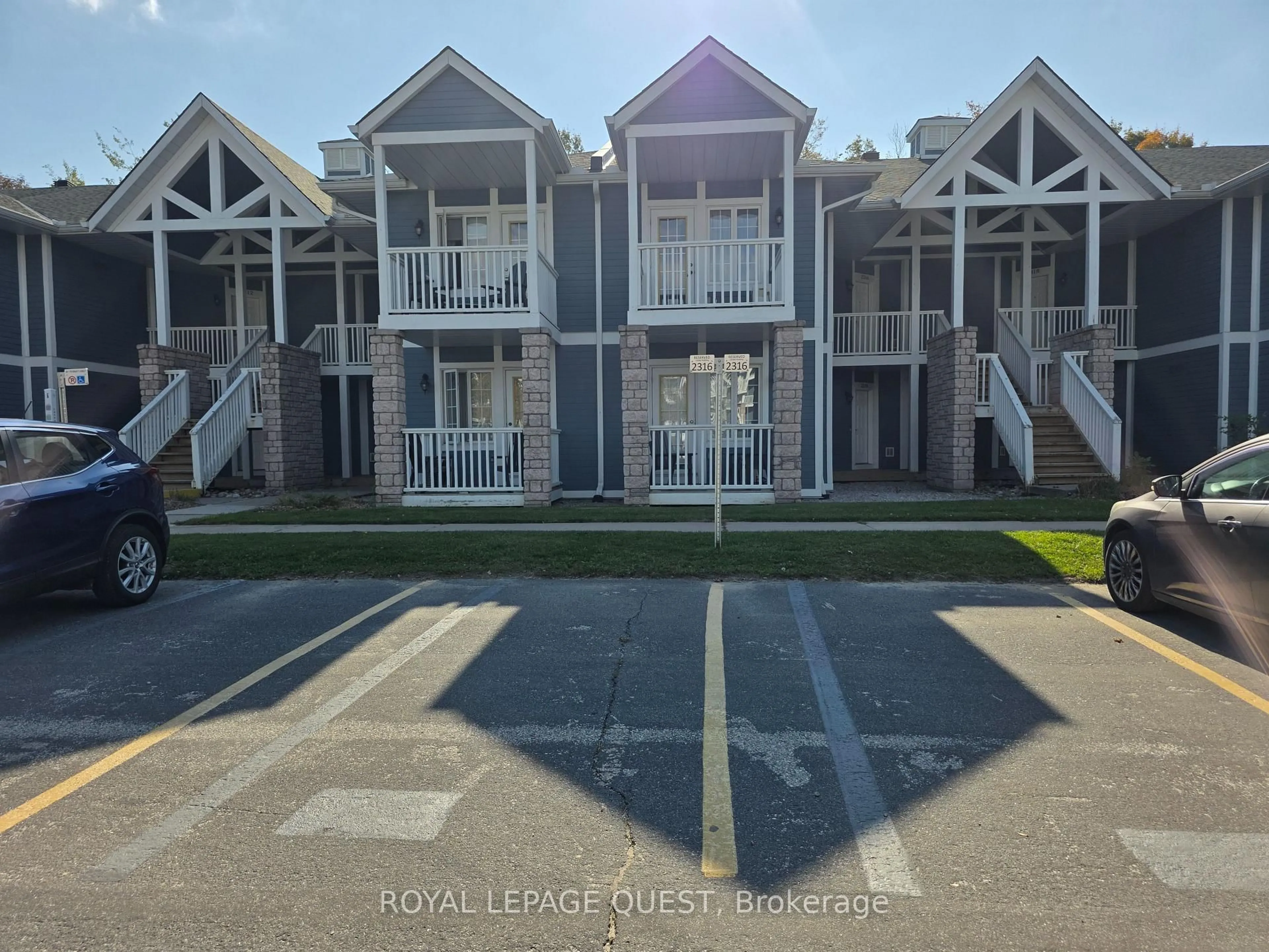 A pic from outside/outdoor area/front of a property/back of a property/a pic from drone, unknown for 90 Highland Dr #2316, Oro-Medonte Ontario L0L 2L0