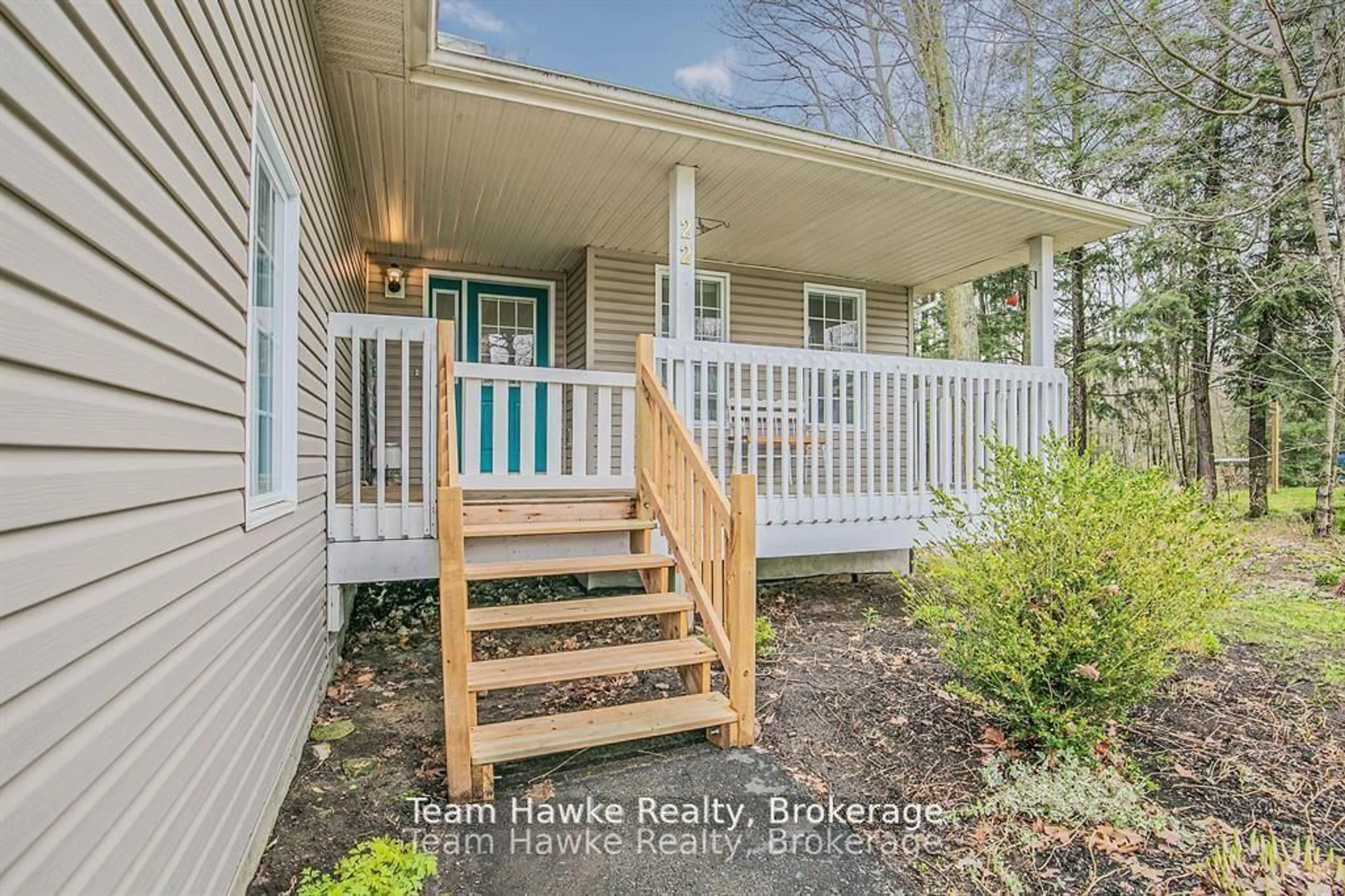 Unknown for 22 LAURIER Blvd, Tiny Ontario L9M 0J2