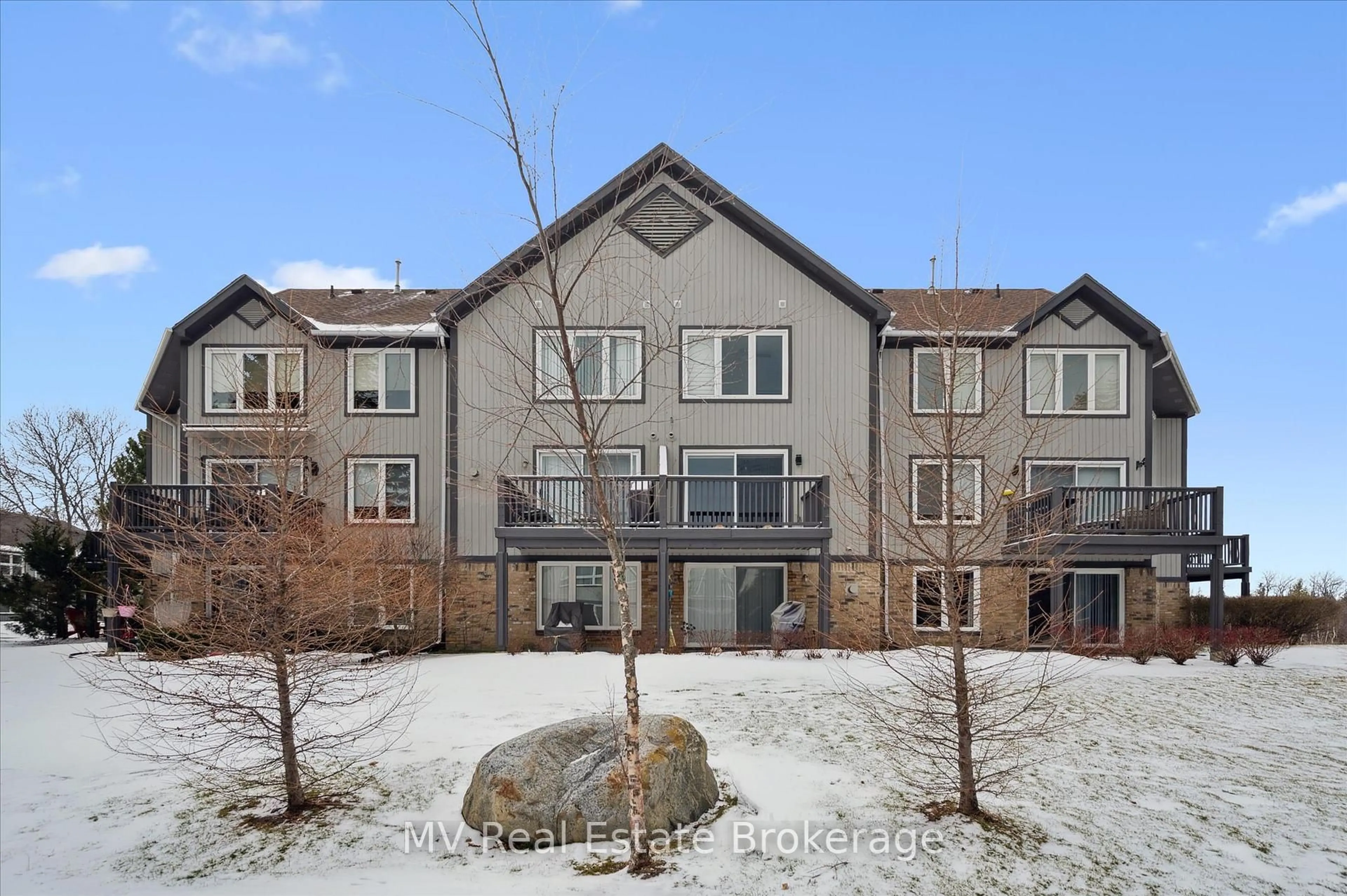 A pic from outside/outdoor area/front of a property/back of a property/a pic from drone, unknown for 711 Johnston Park Ave #12, Collingwood Ontario L9Y 5C7