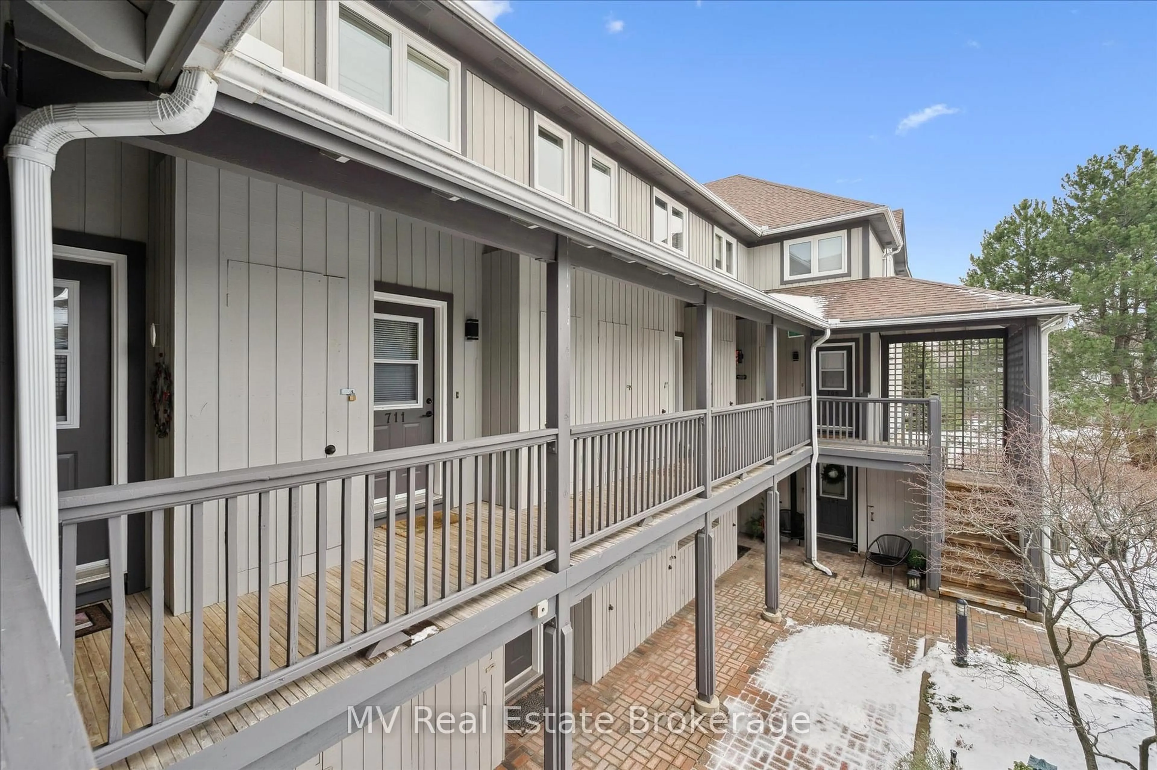 Unknown for 711 Johnston Park Ave #12, Collingwood Ontario L9Y 5C7