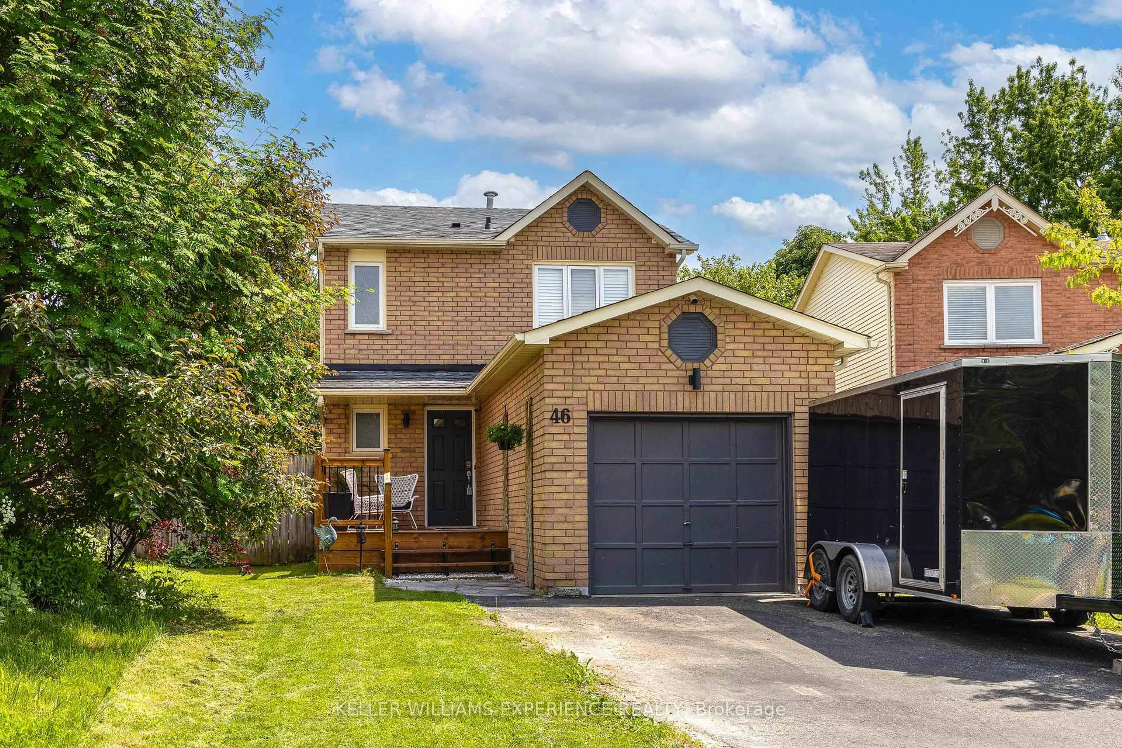 Home with brick exterior material, street for 46 Hadden Cres, Barrie Ontario L4M 6G6