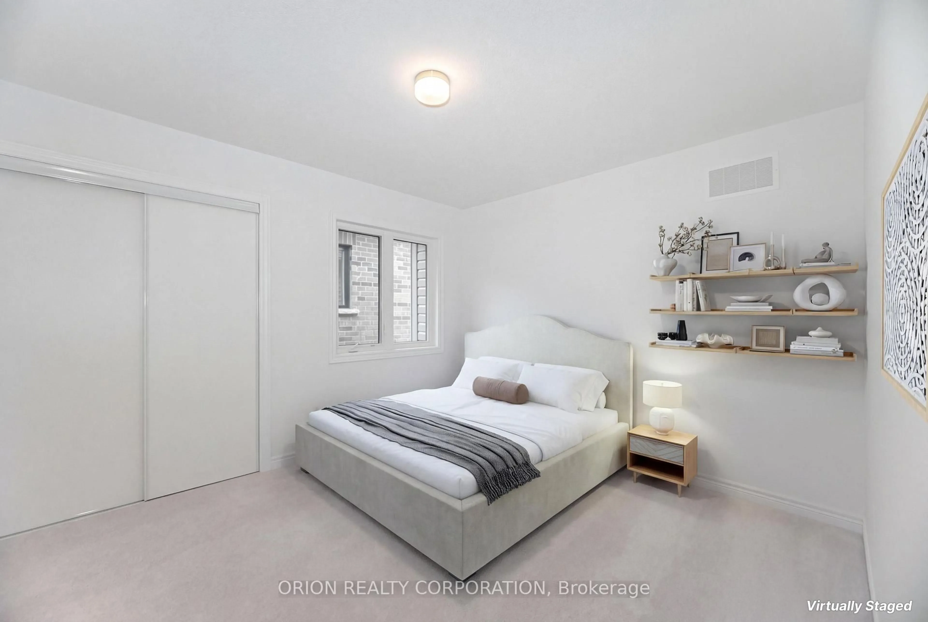 Bedroom with bed, unknown for 18 Kingsbury Tr, Barrie Ontario L9K 0W9