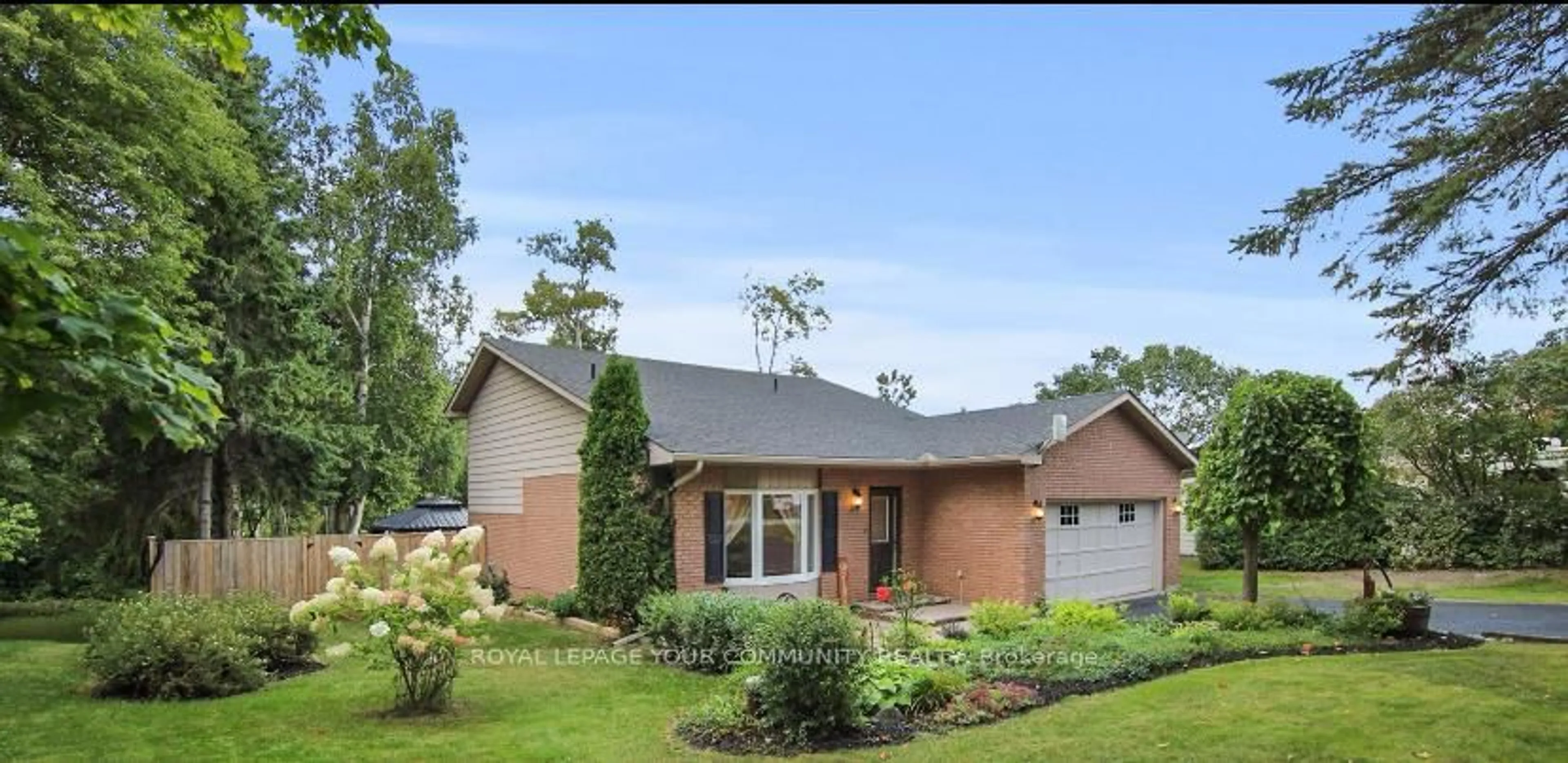 Home with brick exterior material, street for 798 Lockhart Rd, Barrie Ontario L9J 0B6