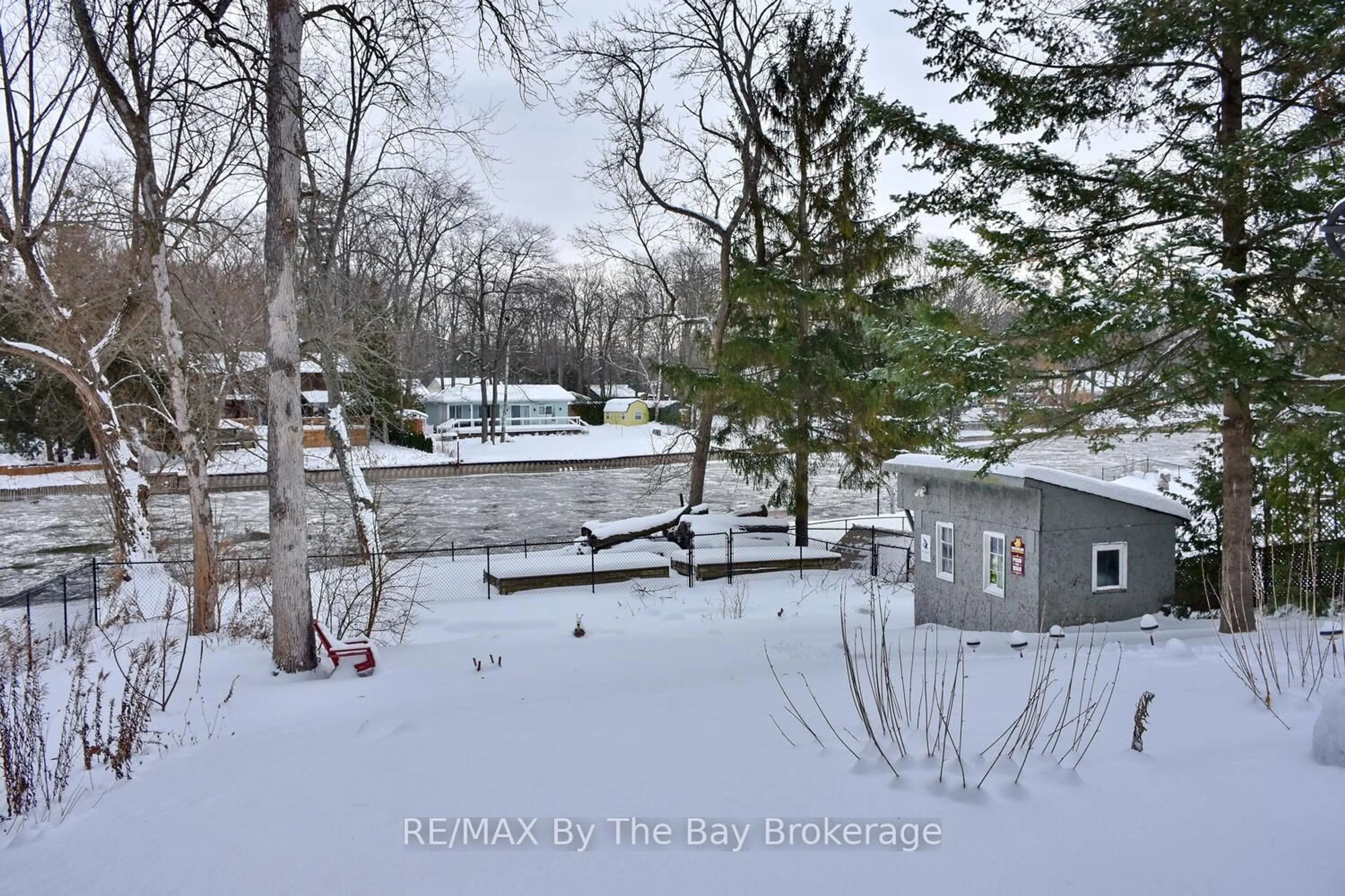 A pic from outside/outdoor area/front of a property/back of a property/a pic from drone, water/lake/river/ocean view for 103 Sunnidale Rd, Wasaga Beach Ontario L9Z 2S9