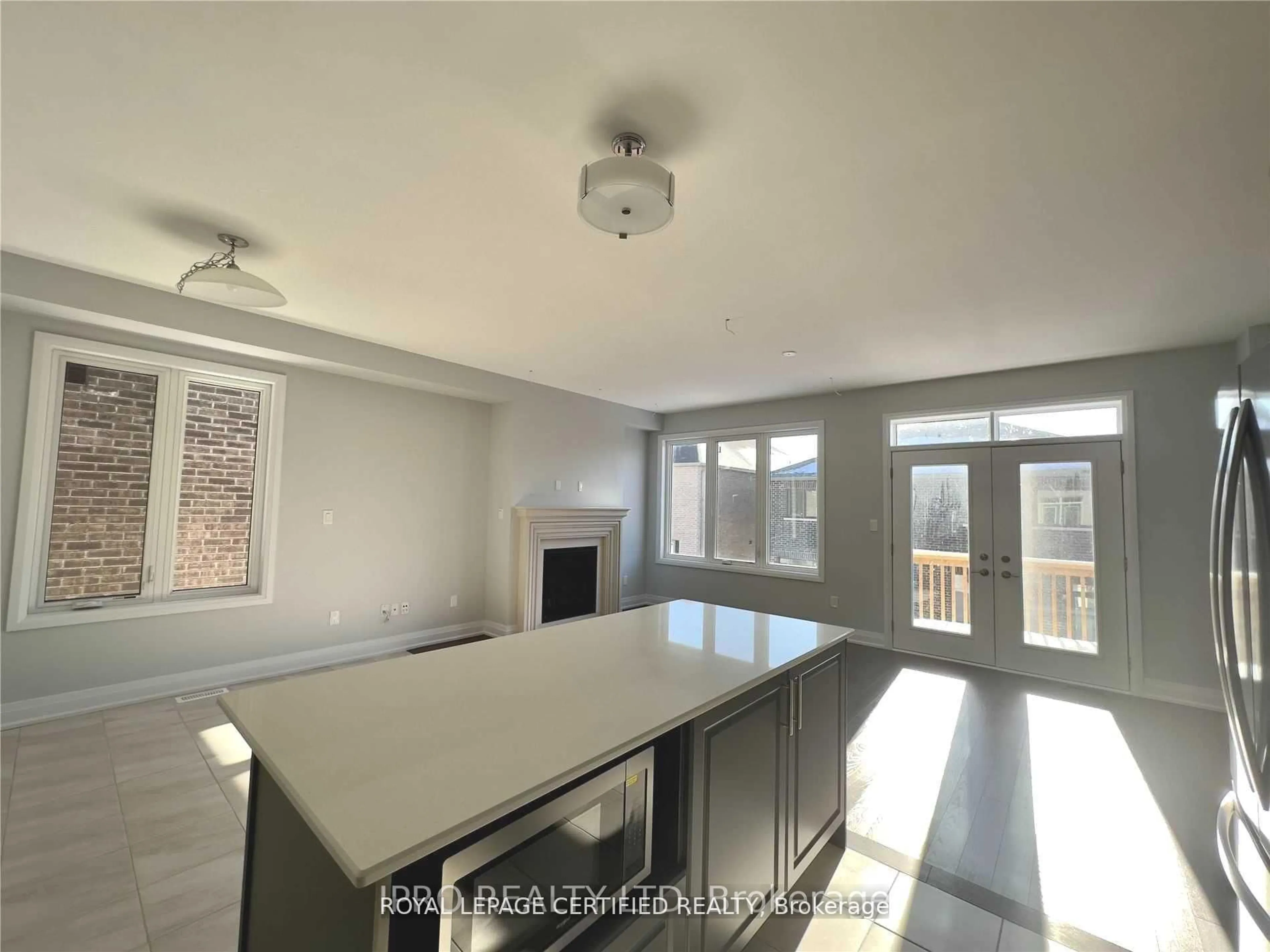 Open concept kitchen, unknown for 30 Periwinkle Rd, Springwater Ontario L9X 2C8