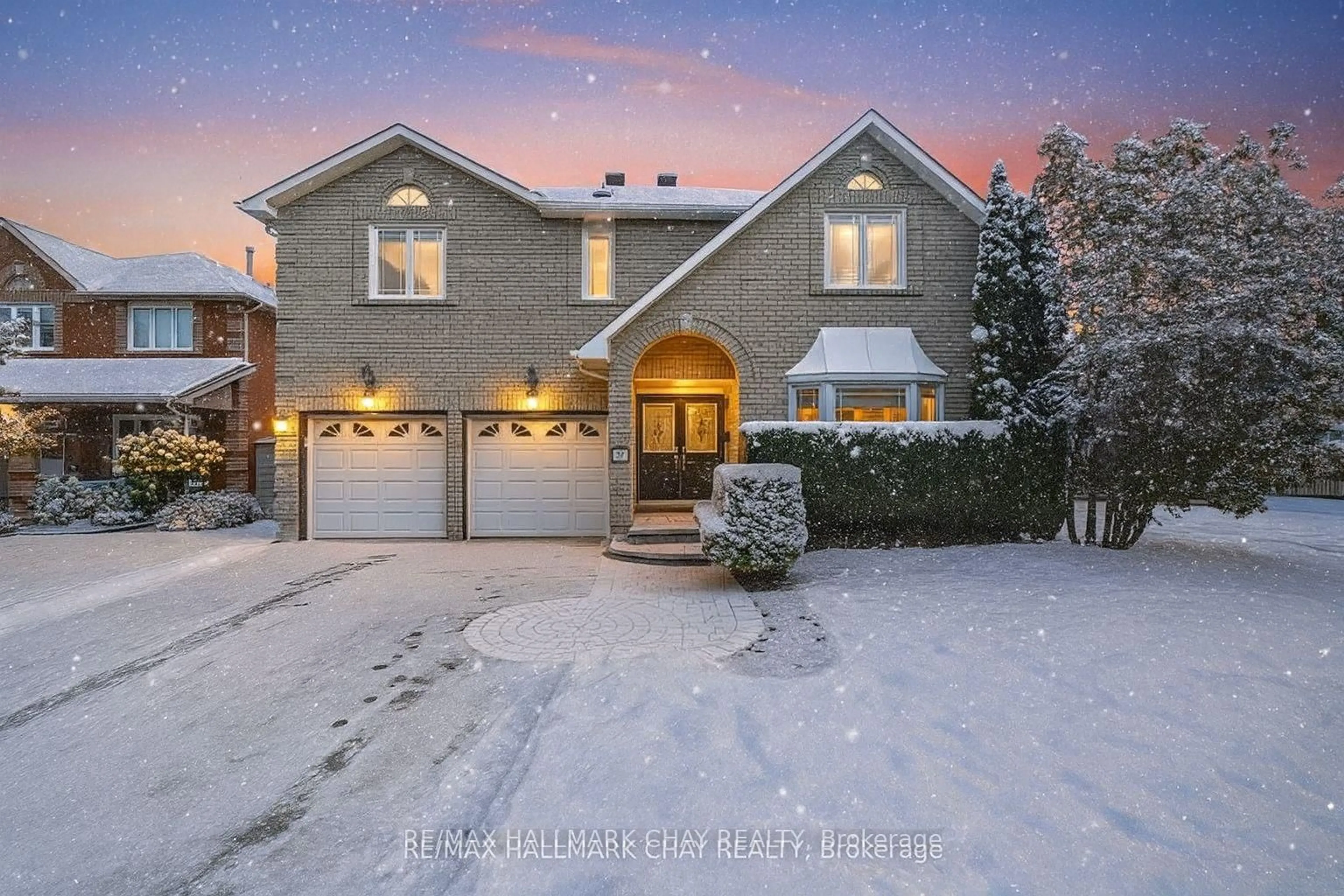 Unknown for 82 Bishop Dr, Barrie Ontario L4N 7P4