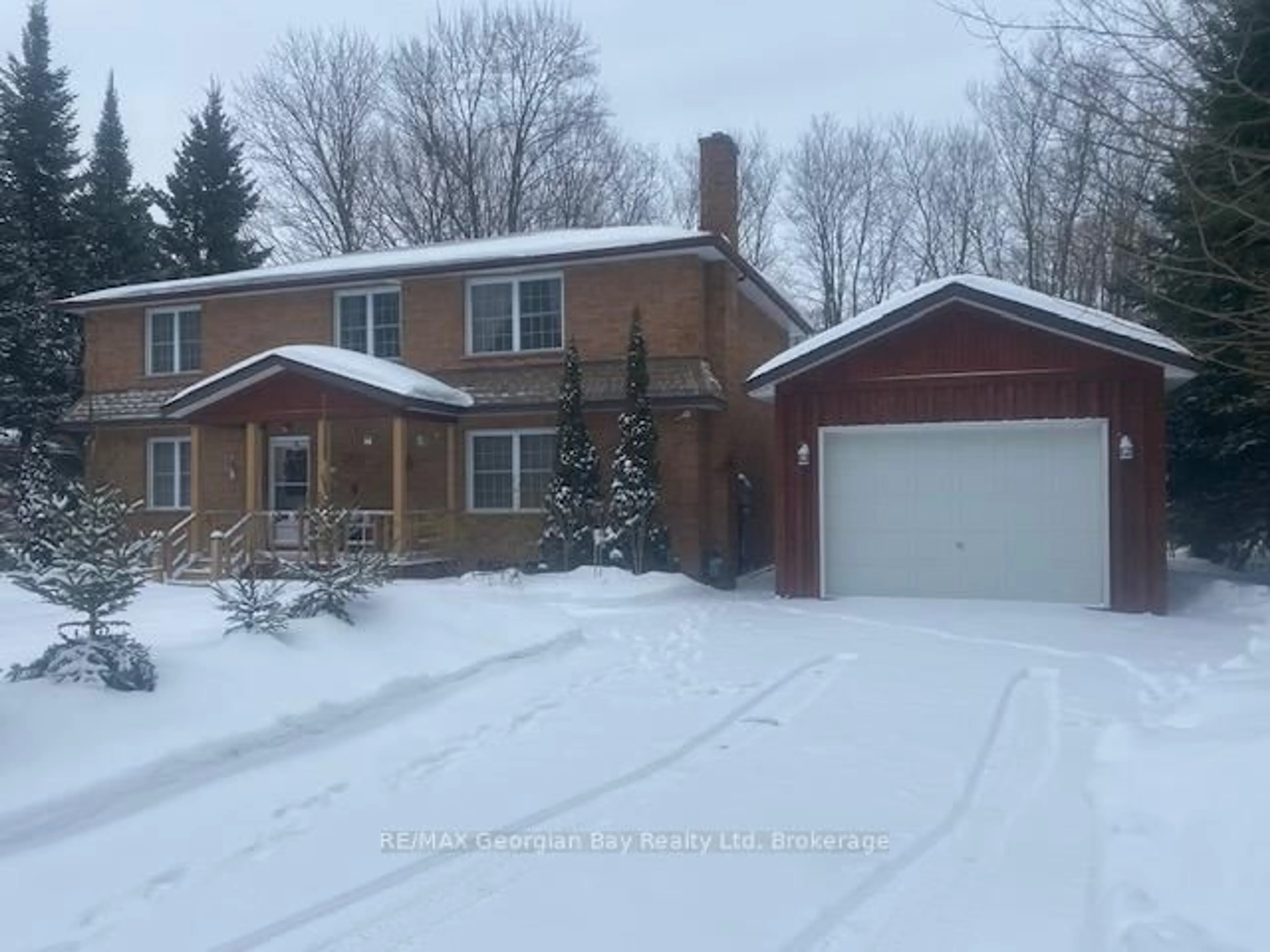 Home with brick exterior material, street for 140 Wolfe Tr, Tiny Ontario L9M 0H7