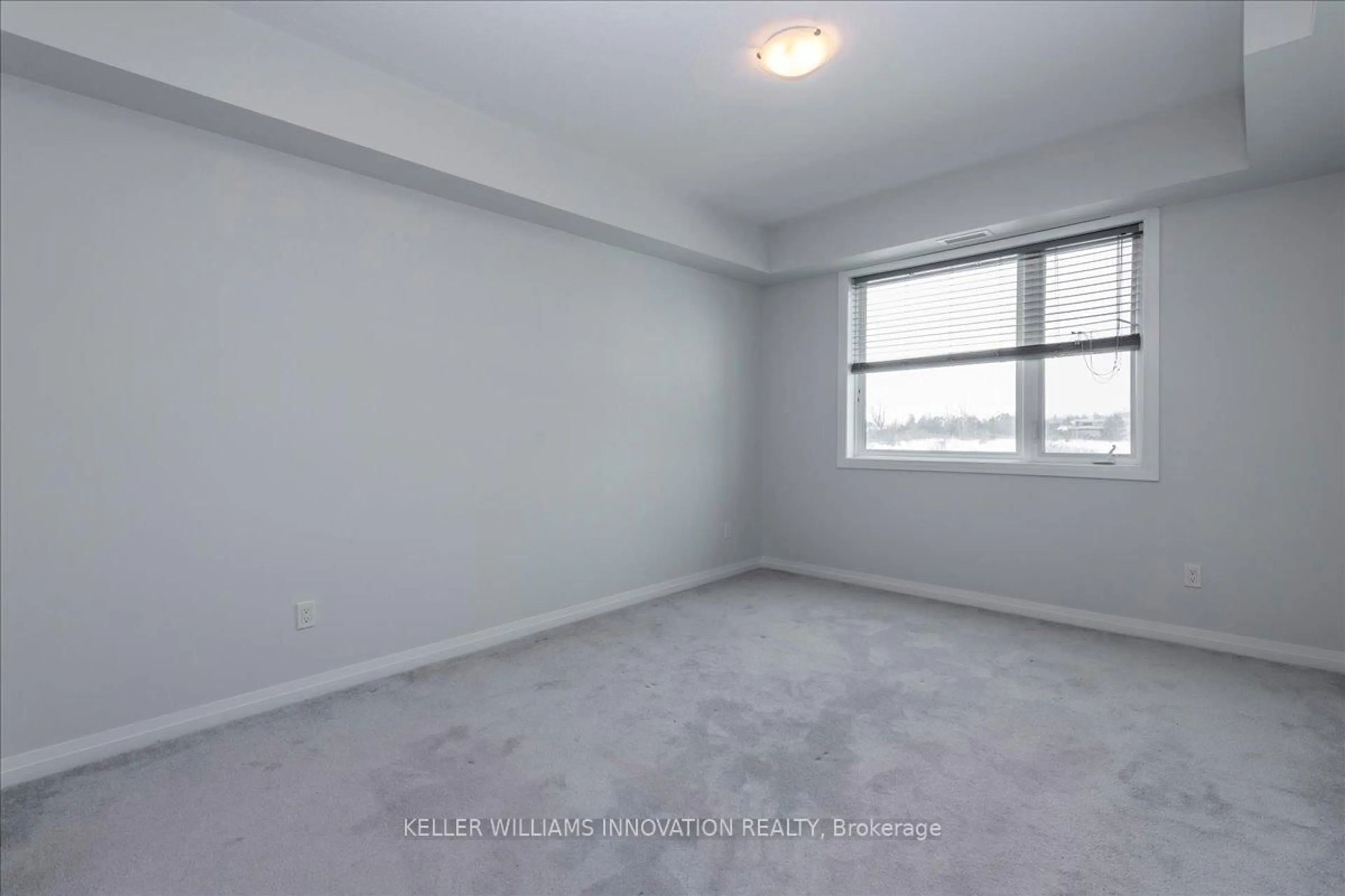 A pic of a room for 299 Cundles Rd #306, Barrie Ontario L4M 0K9