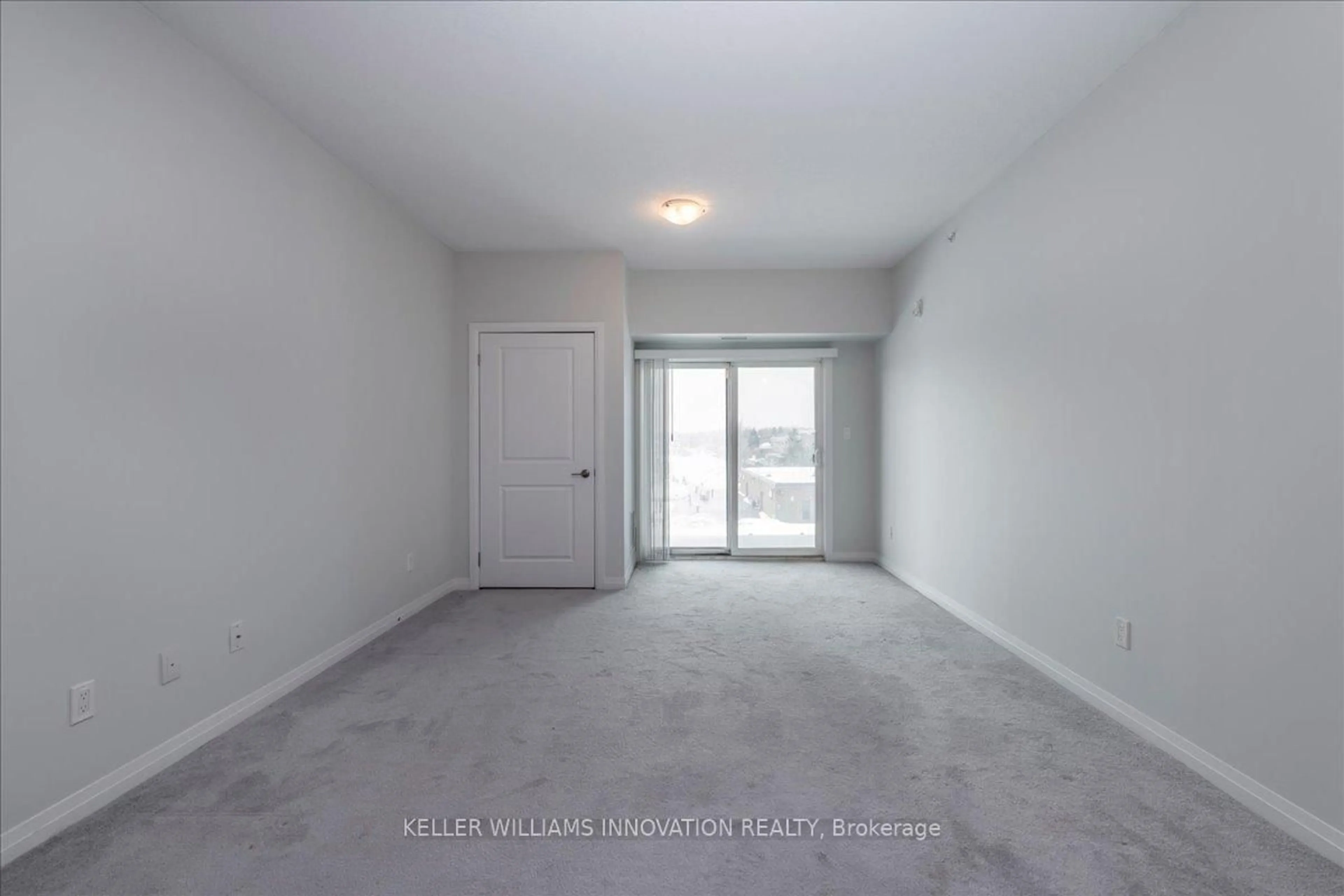 A pic of a room for 299 Cundles Rd #306, Barrie Ontario L4M 0K9