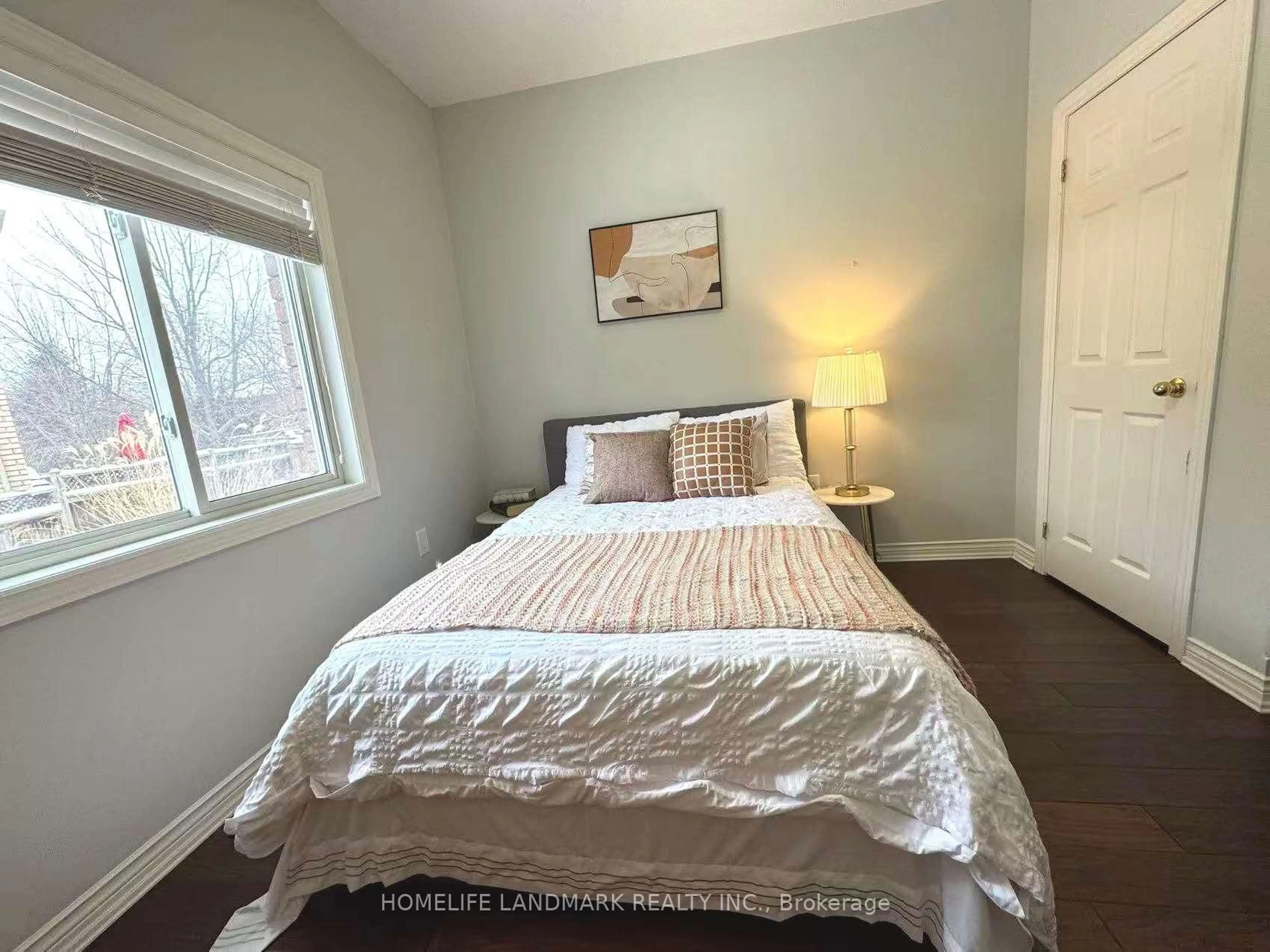 Bedroom with bed, unknown for 265 Dock Rd, Barrie Ontario L4N 0L3
