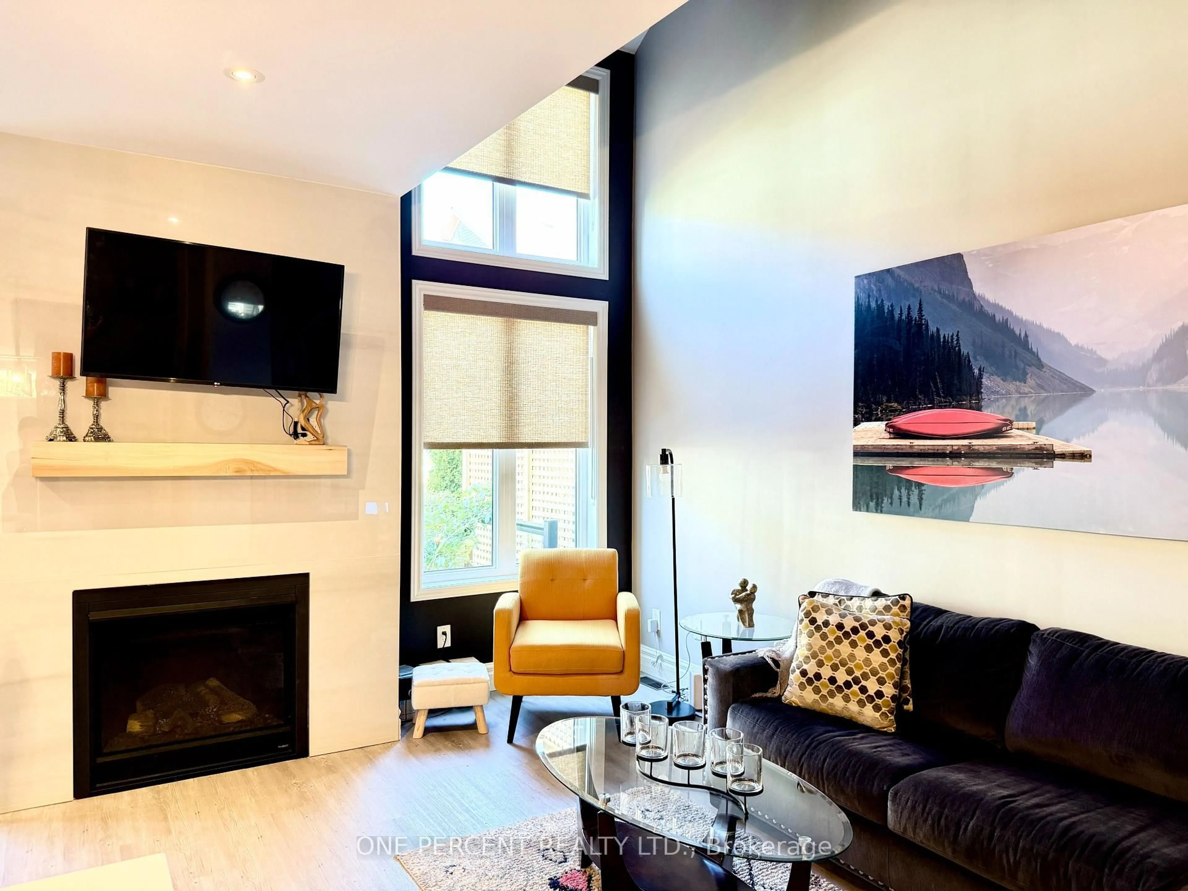 Living room with furniture, unknown for 21 Lett Ave, Collingwood Ontario L9Y 0Z5