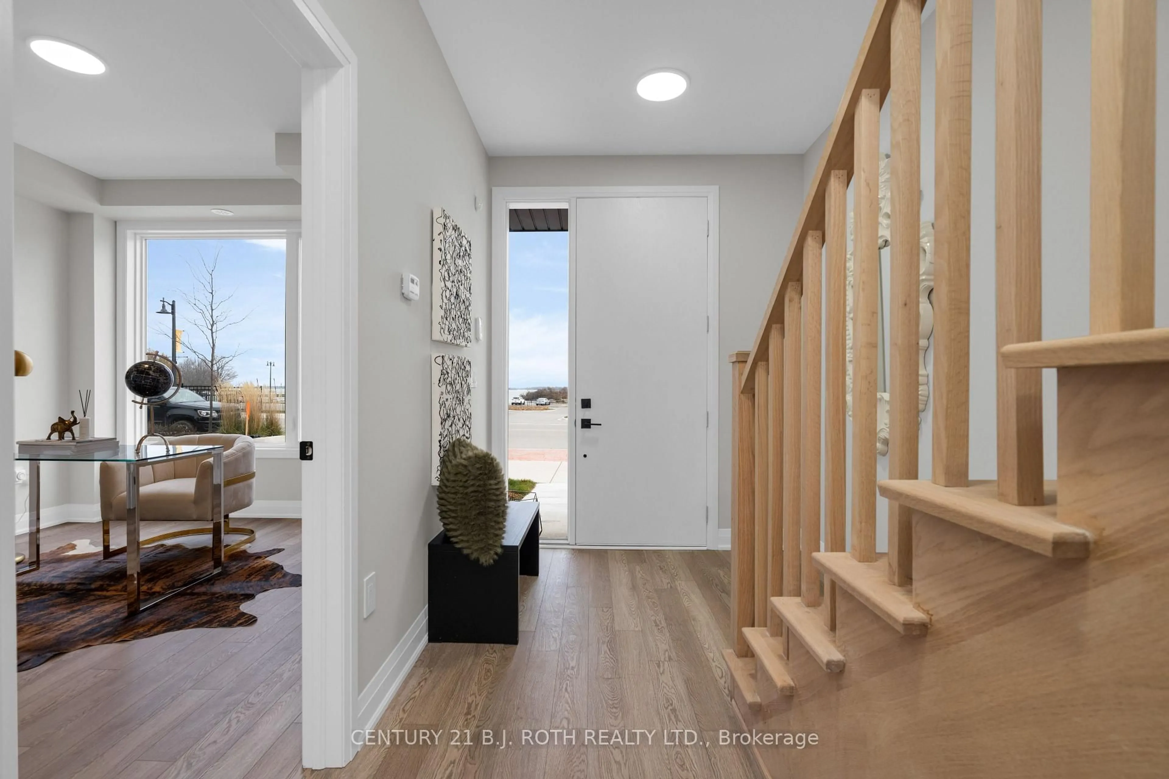 Indoor entryway for 89 Lightfoot Dr, Orillia Ontario L3V 7L8