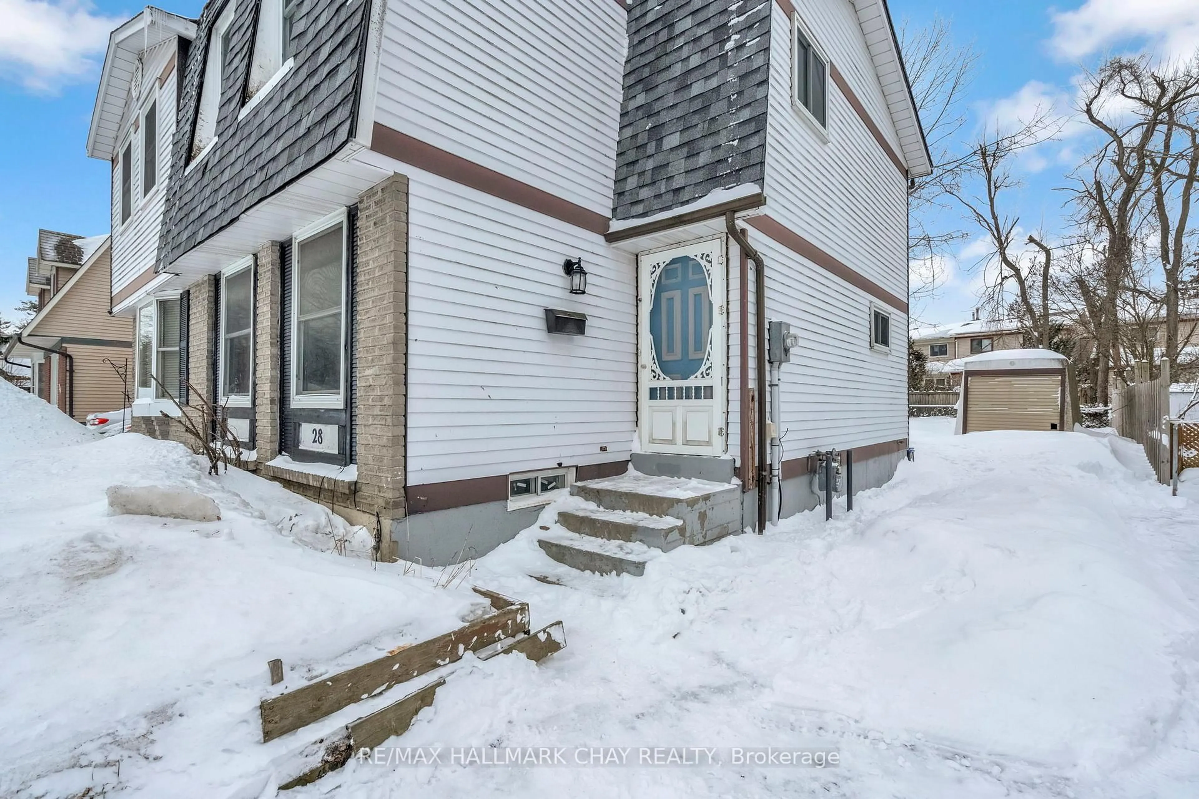 Unknown for 28 Wilde Pl, Barrie Ontario L4N 4W7