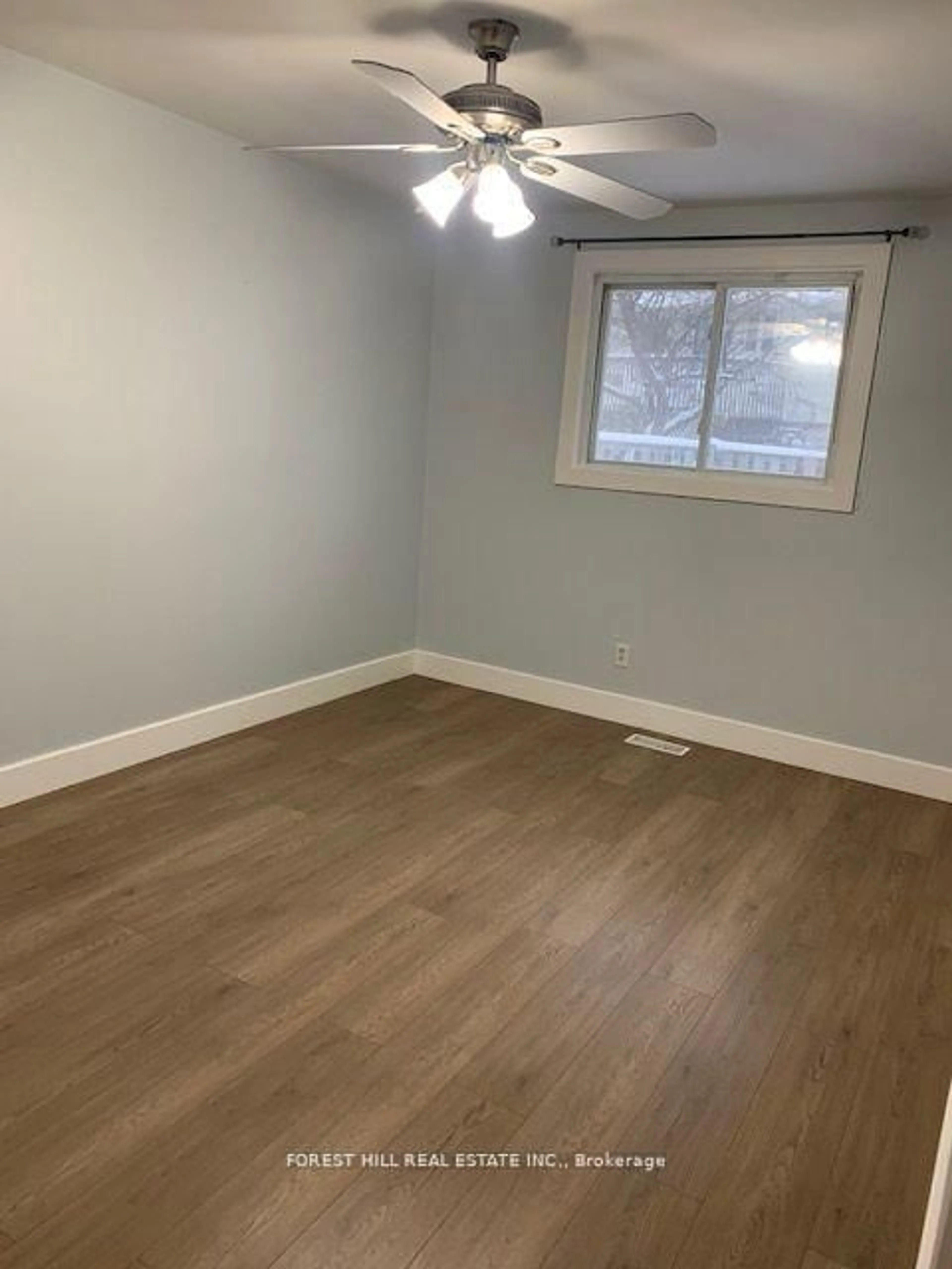 A pic of a room for 30 Bernick Dr, Barrie Ontario L4M 5J5