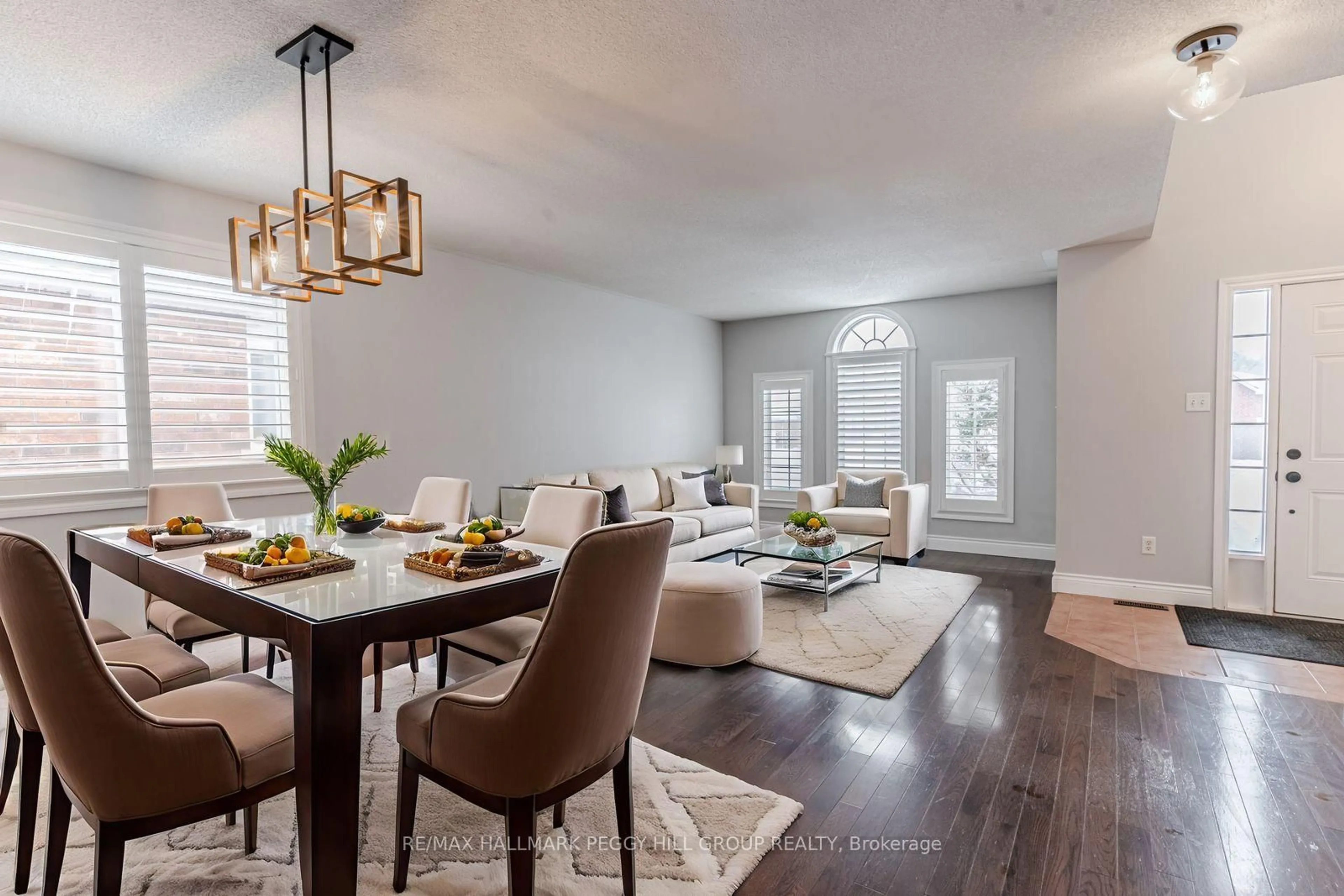 Dining room, wood/laminate floor for 81 Sproule Dr, Barrie Ontario L4N 0X5