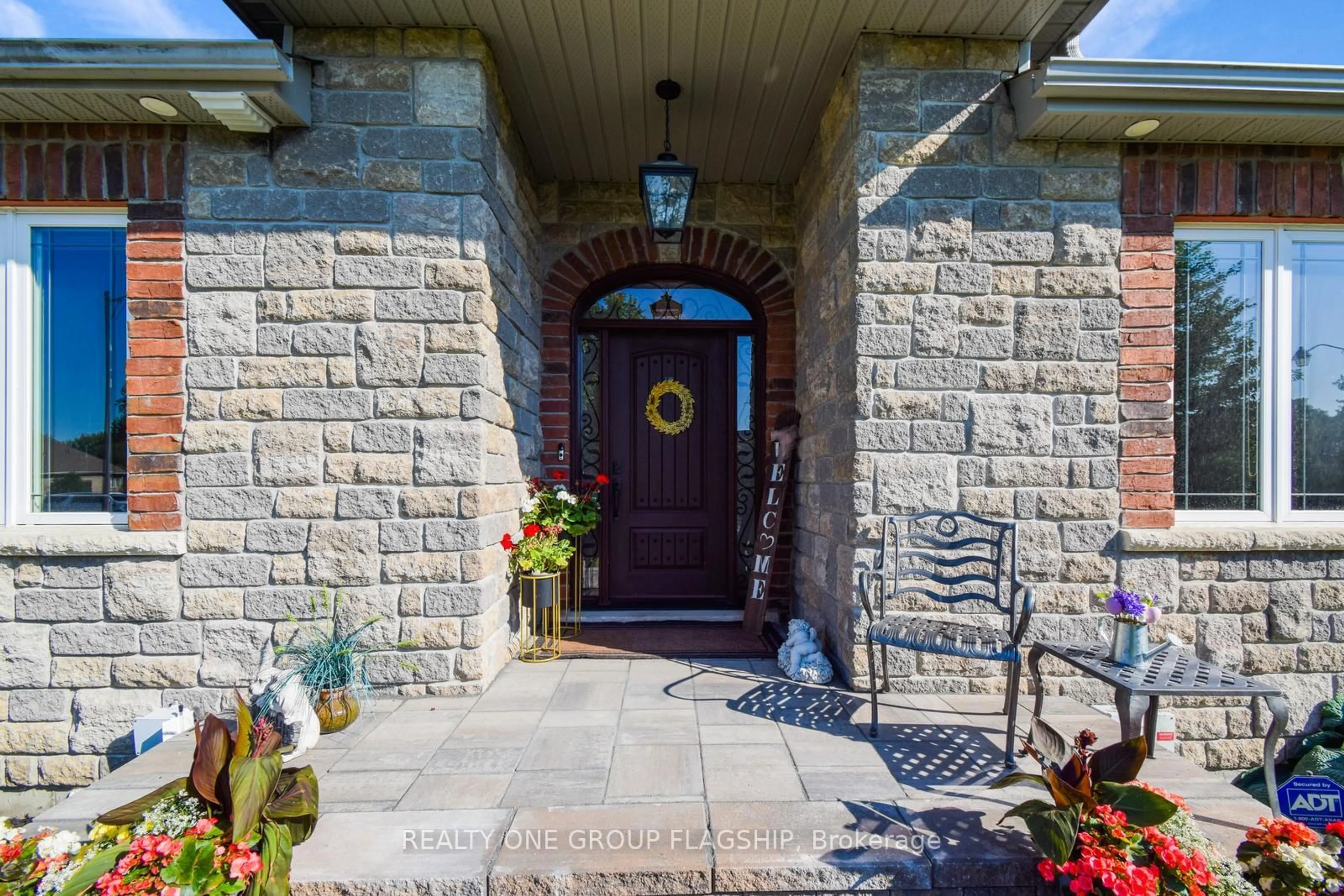 Unknown for 24 Wendat Tr, Springwater Ontario L4M 6T4