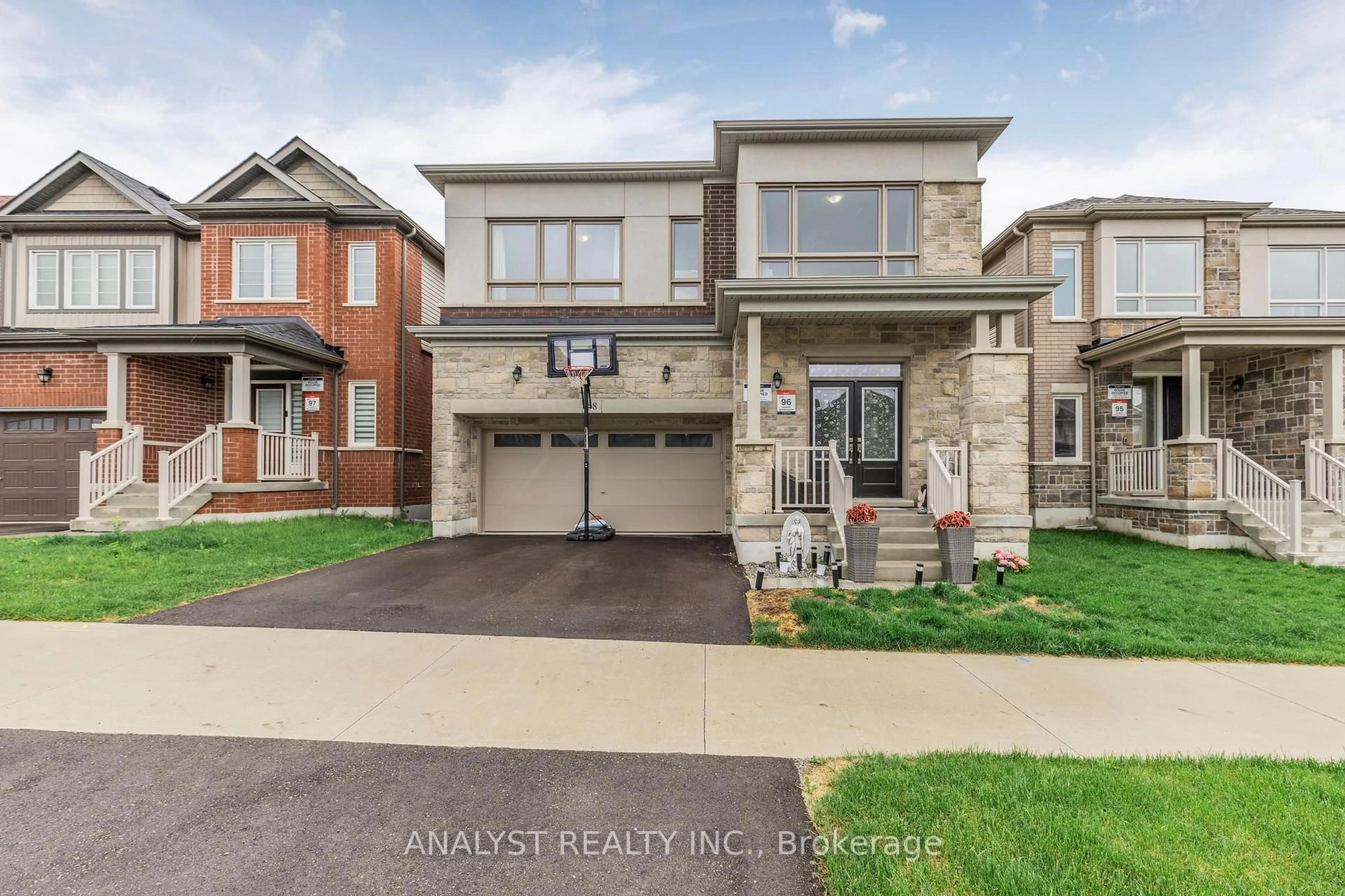 Home with brick exterior material, street for 58 Shepherd Dr, Barrie Ontario L9J 0P3