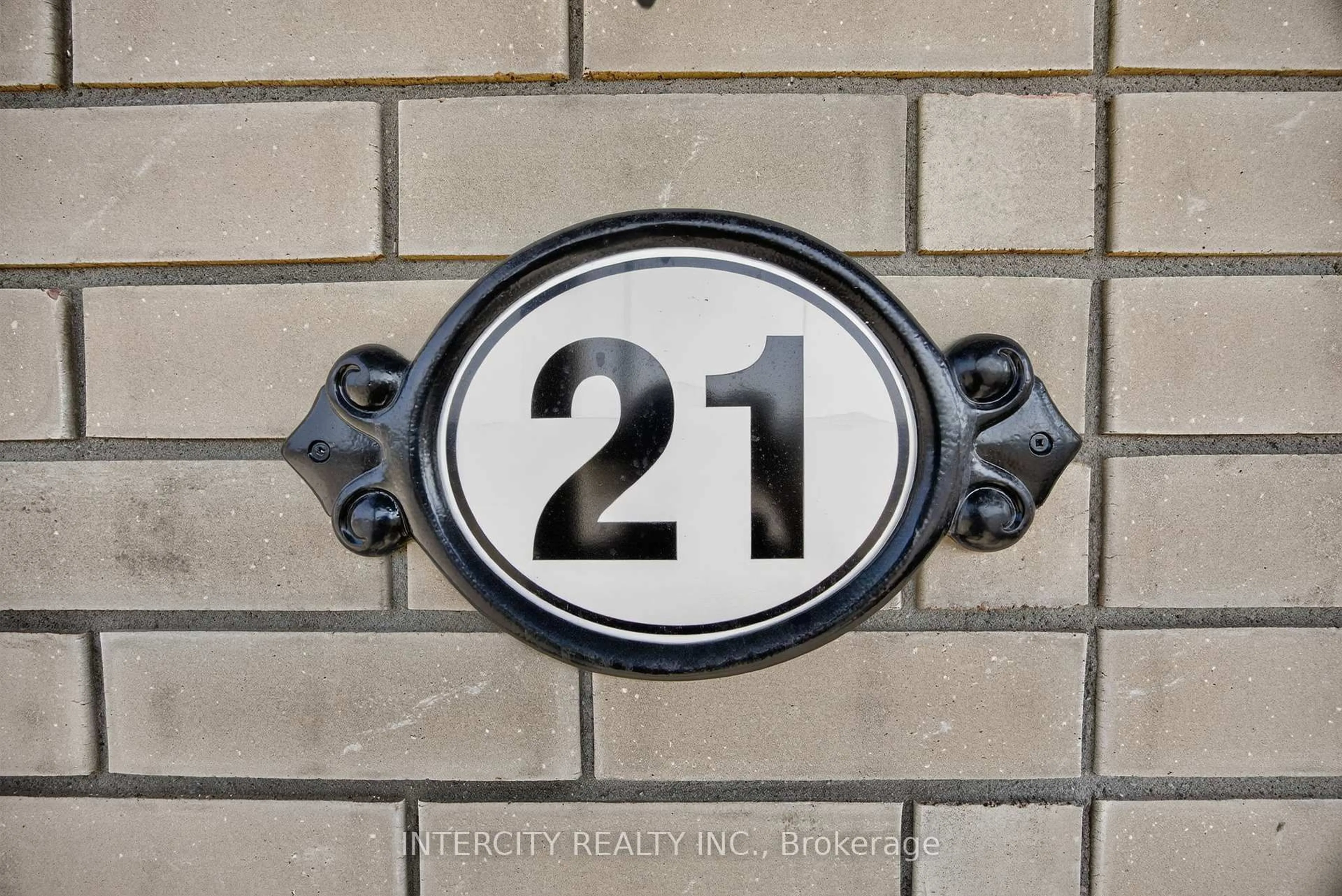 Unknown for 21 Avalon Dr, Wasaga Beach Ontario L9R 0M2