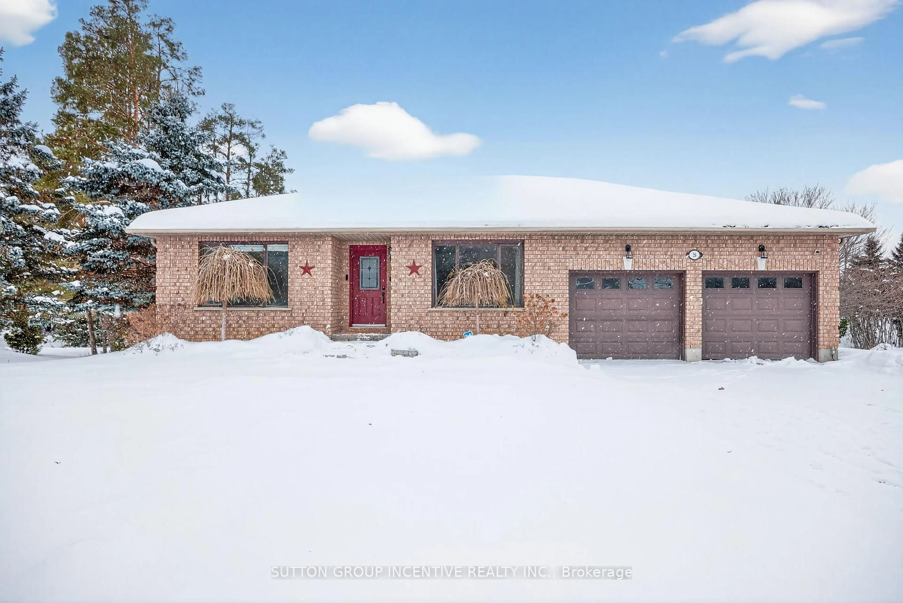 Home with brick exterior material, street for 36 Nicholson Cres, Springwater Ontario L9X 0G9