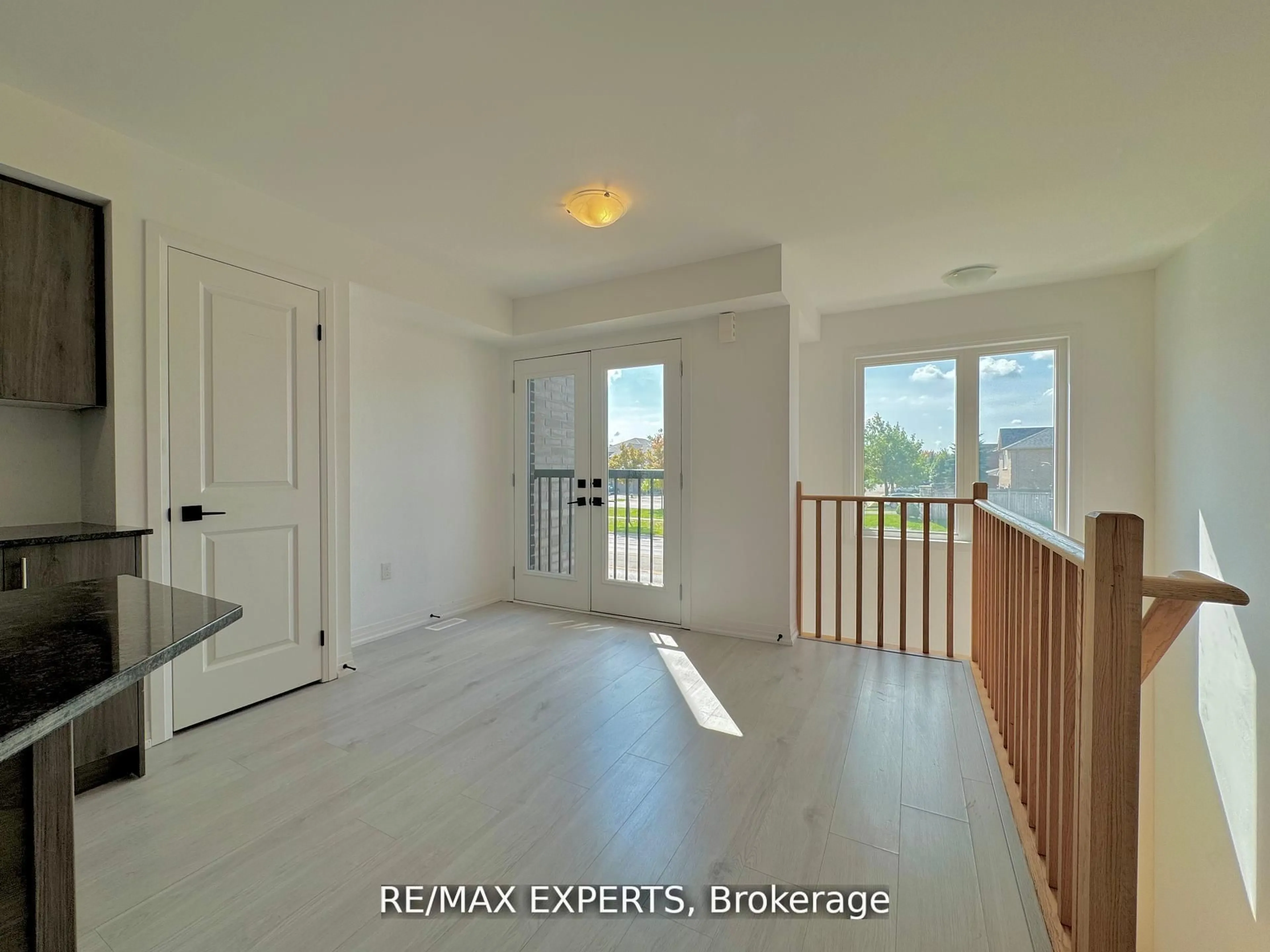 A pic of a room for 67 Fairlane Ave, Barrie Ontario L9J 0N1