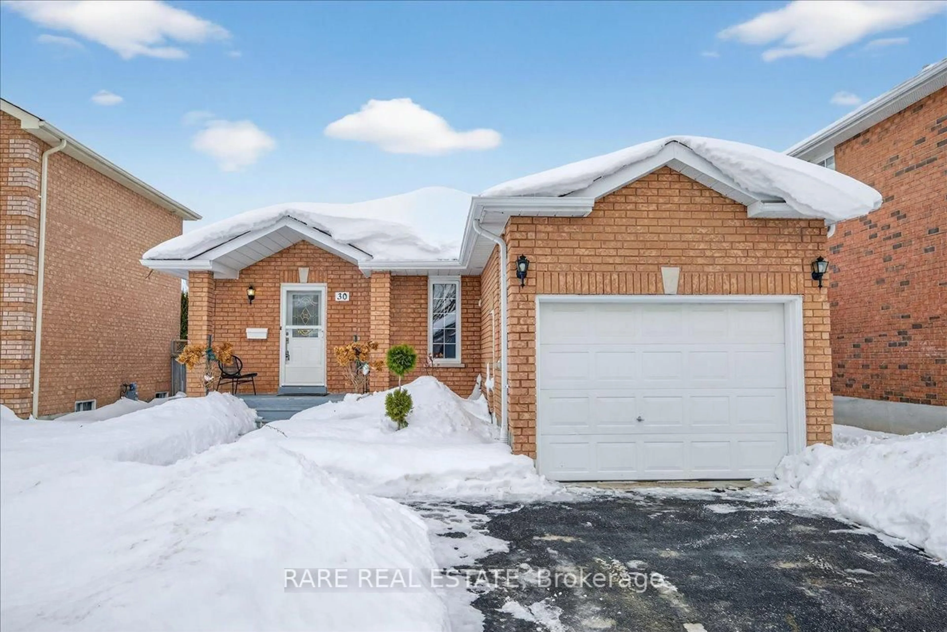 Home with brick exterior material, street for 30 Mcveigh Dr, Barrie Ontario L4N 7E3