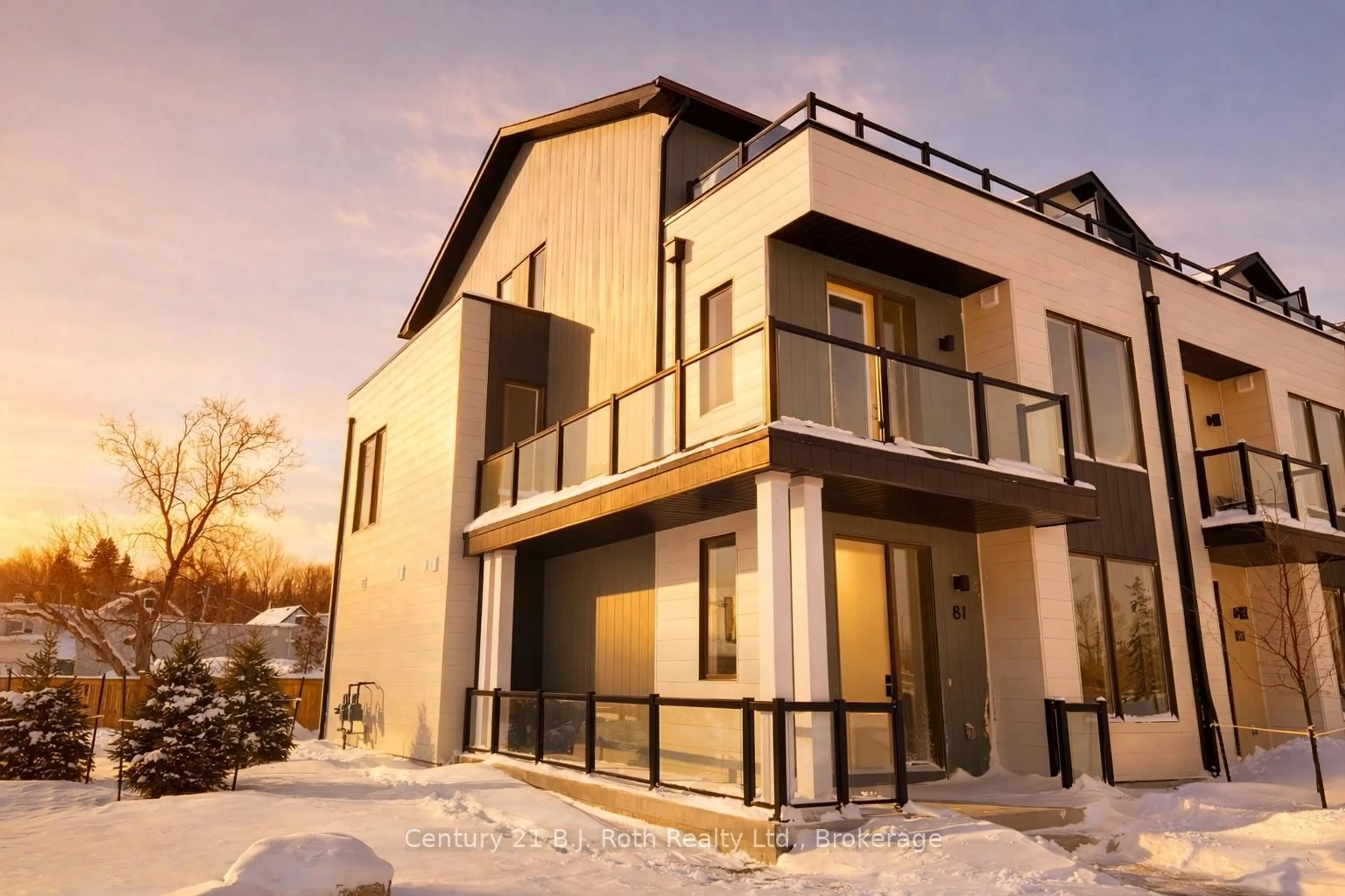 Home with brick exterior material, unknown for 81 Lightfoot Dr, Orillia Ontario L3V 7L8