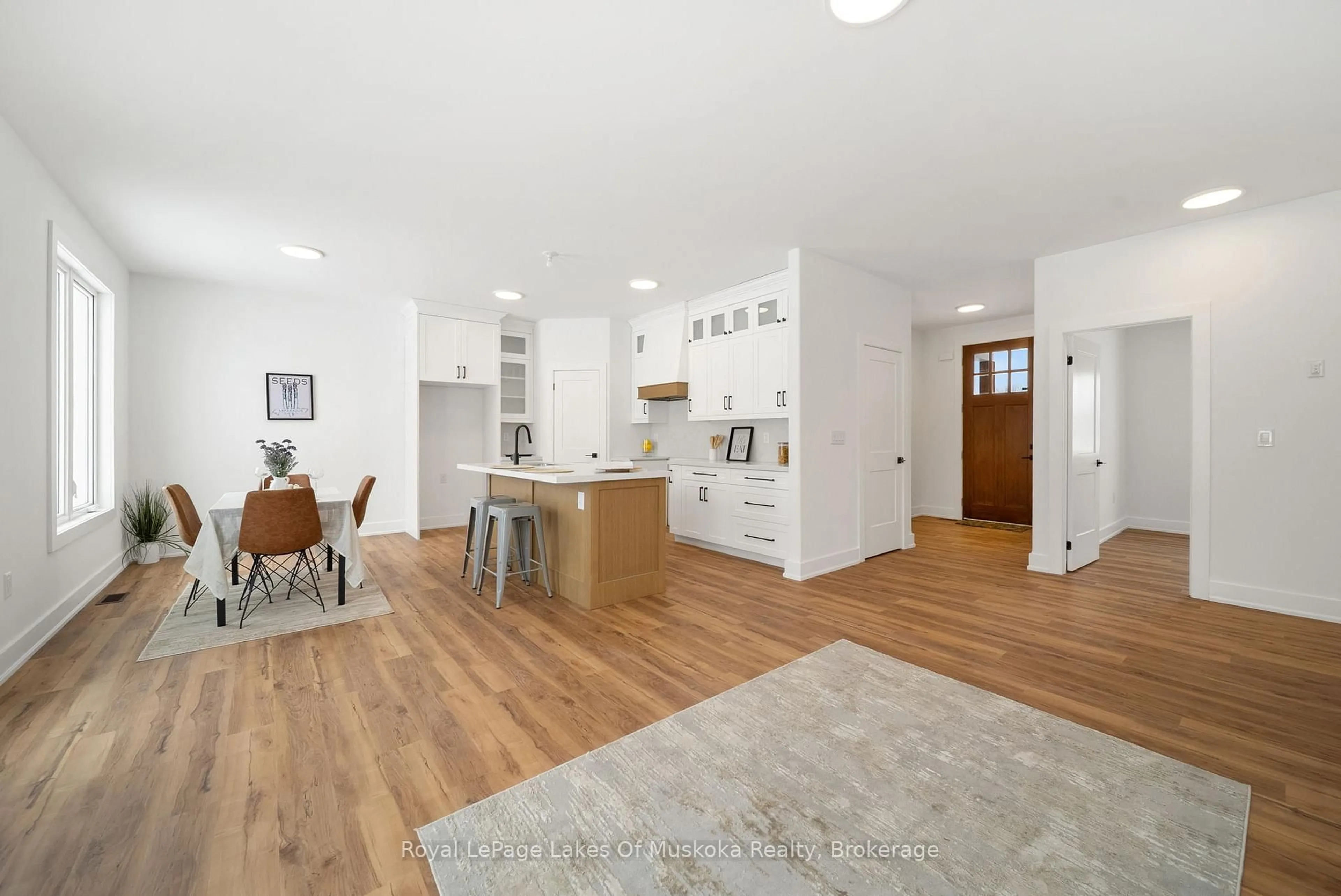 Open concept kitchen, unknown for 1 Meadow Acres Rd, Oro-Medonte Ontario L0K 2G1