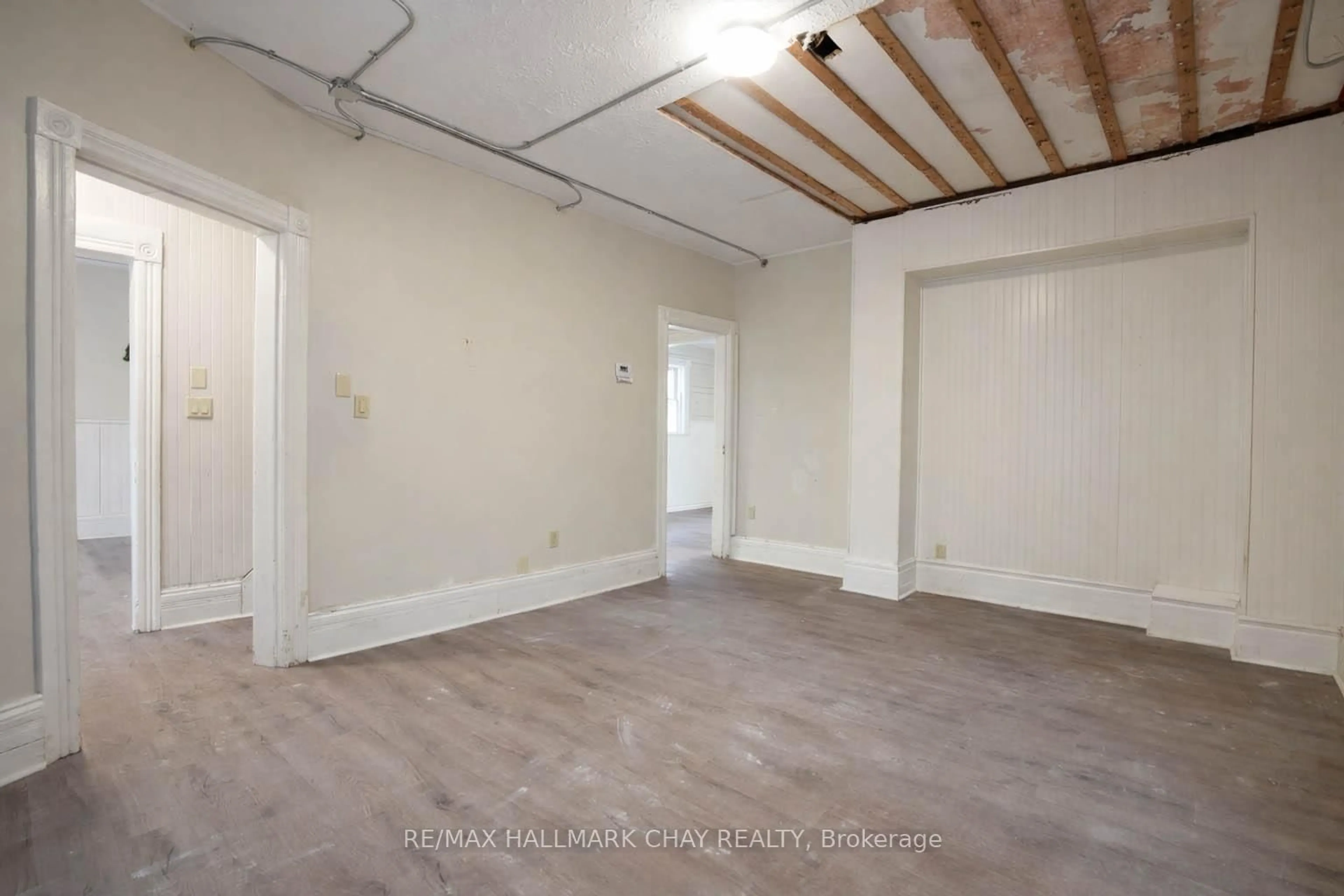 A pic of a room for 377 Hugel Ave, Midland Ontario L4R 1T8