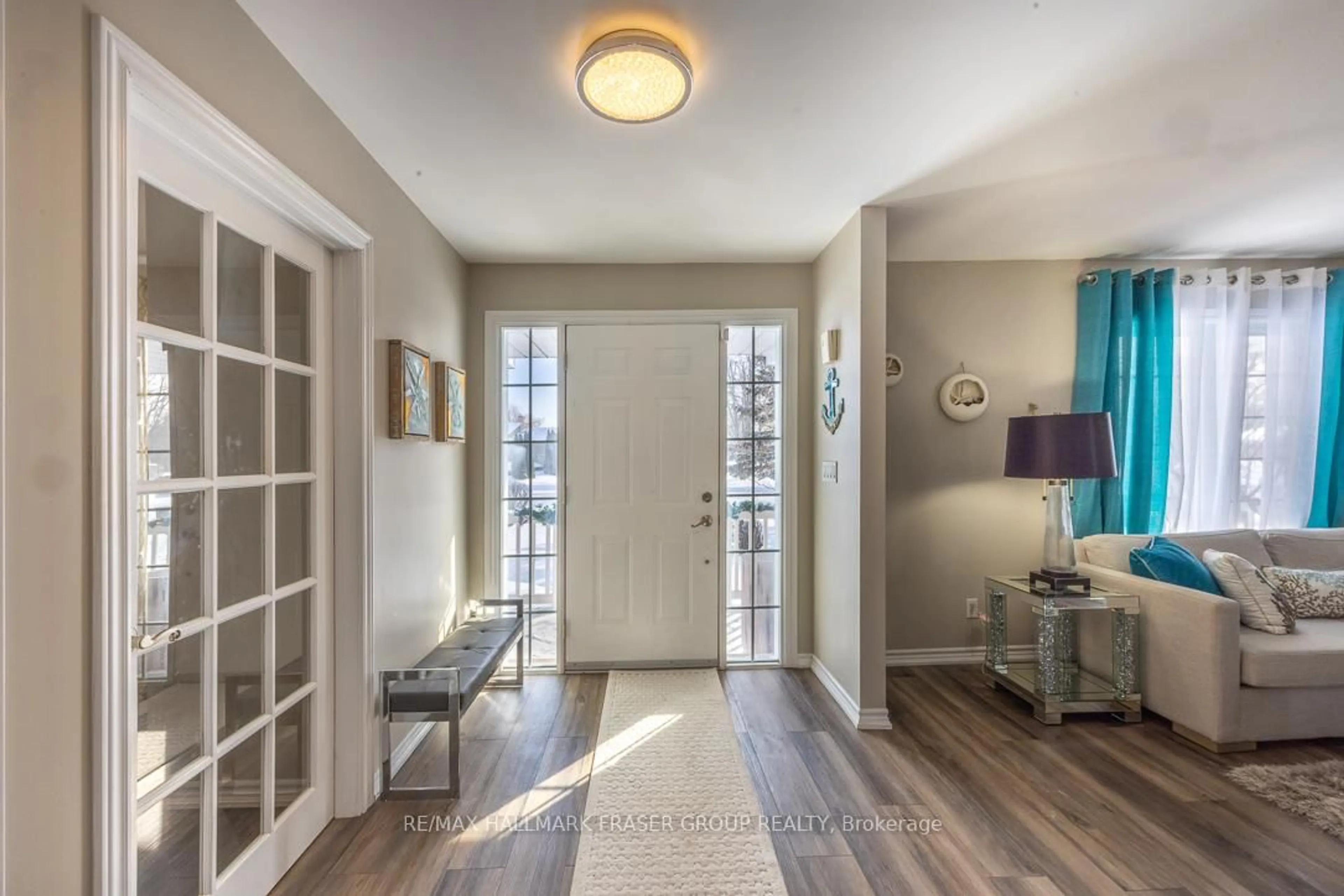 Indoor entryway for 26 Maple Gate, Ramara Ontario L0K 1B0