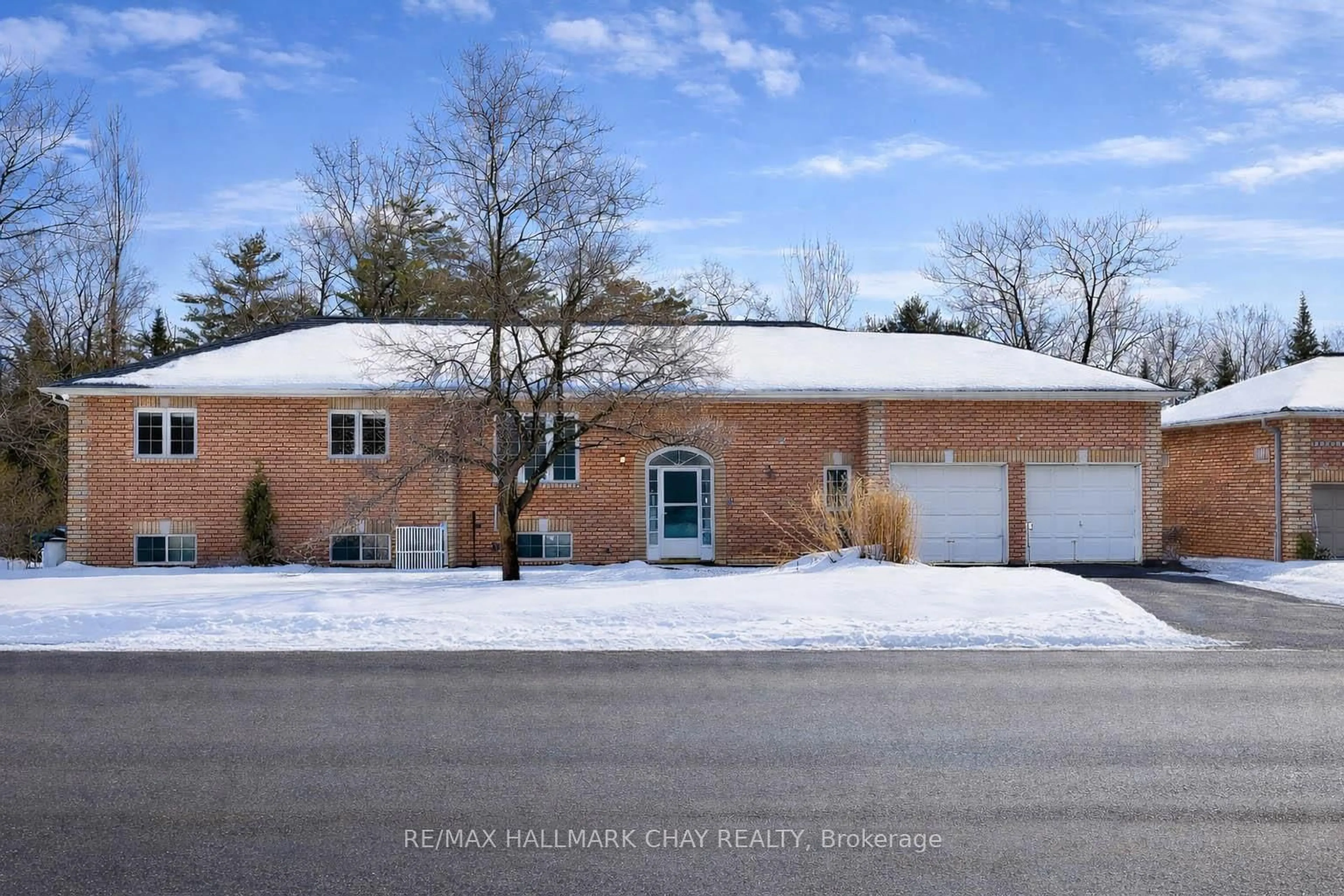 Home with brick exterior material, unknown for 1667 Tiny Beaches Rd, Tiny Ontario L0L 1P0