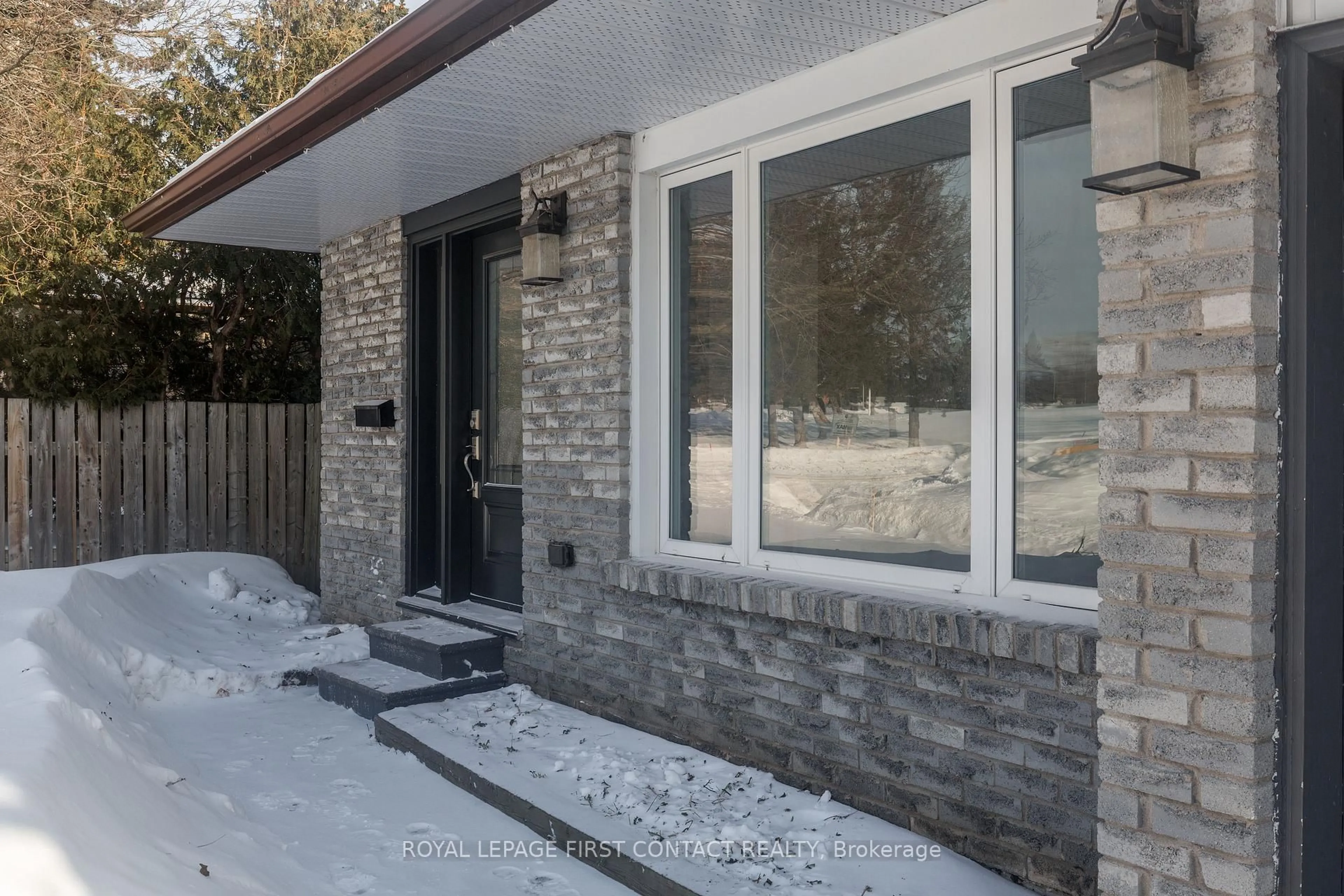 Home with brick exterior material, street for 3 Oren Blvd, Barrie Ontario L4N 4T3