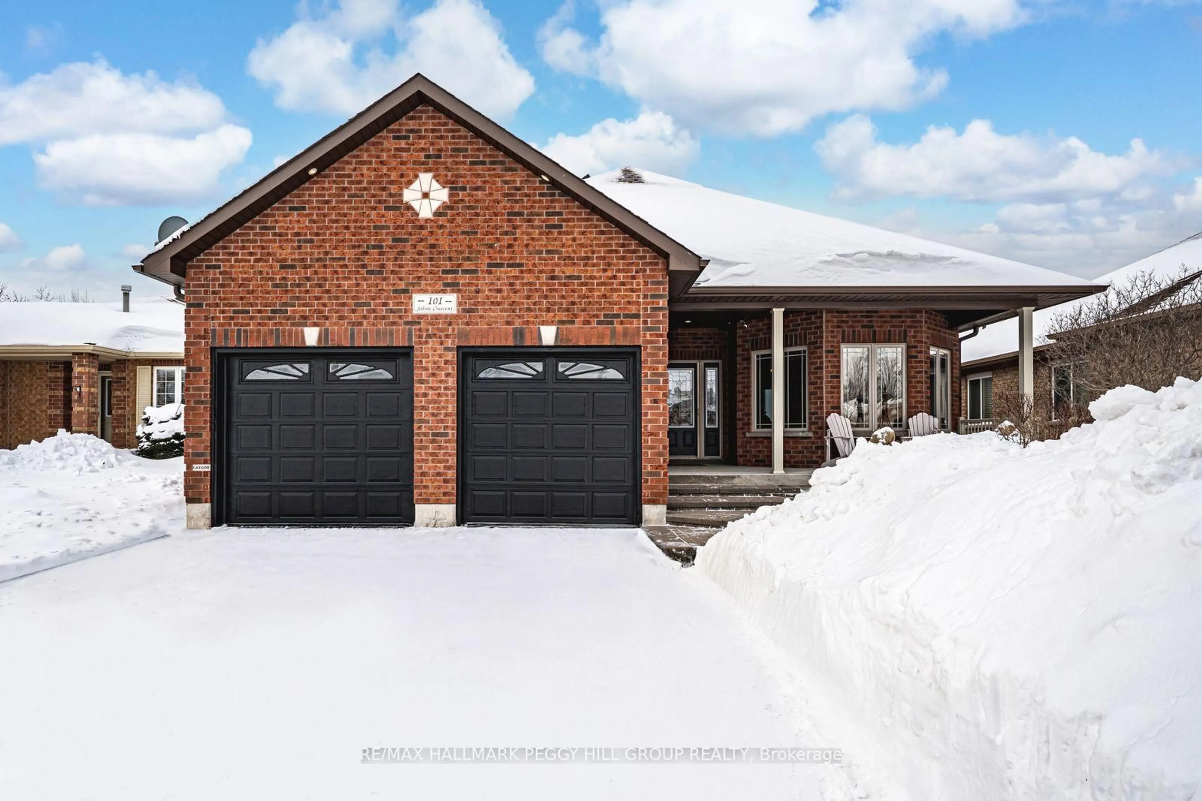 Home with brick exterior material, street for 101 Seline Cres, Barrie Ontario L4N 5V7