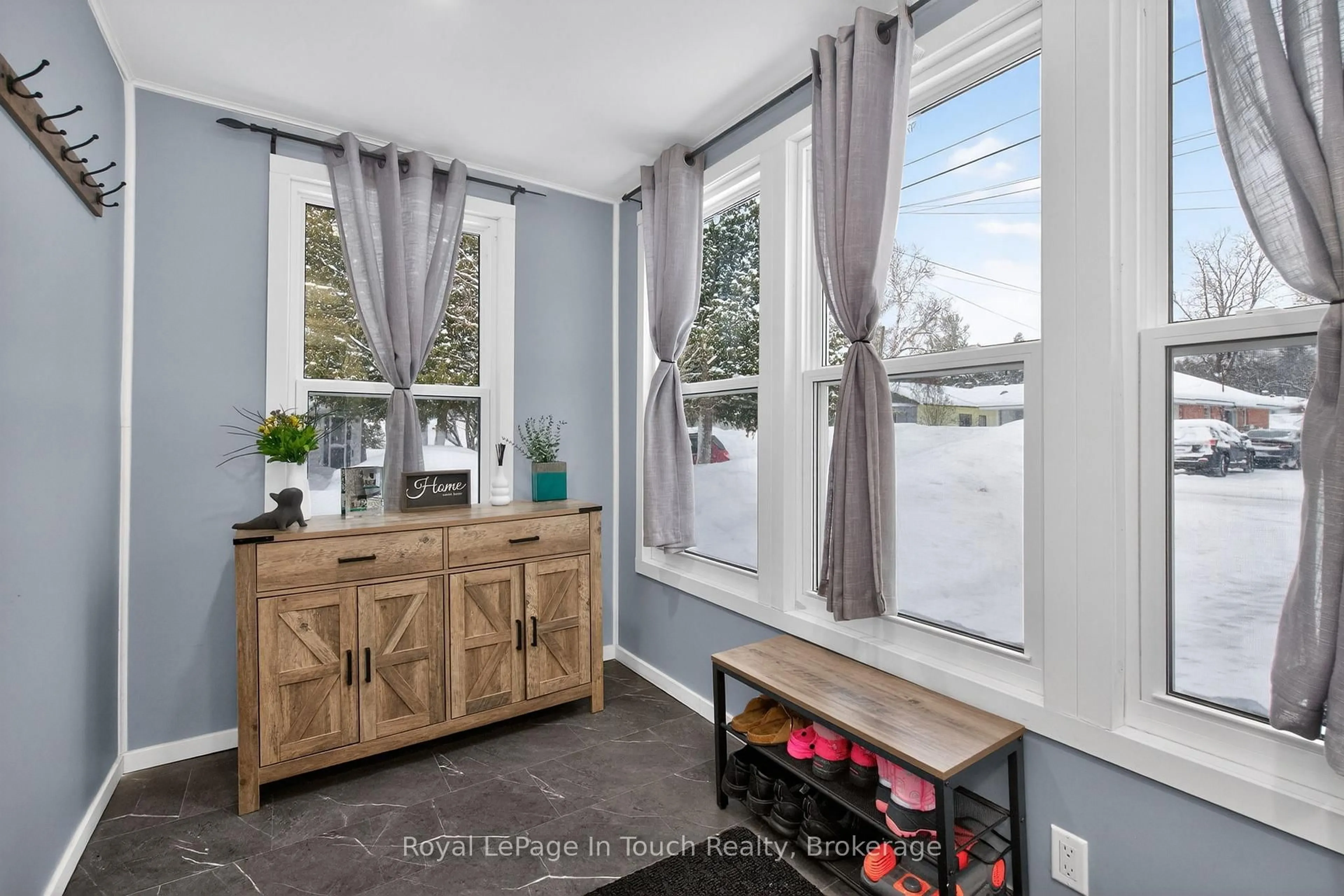 Unknown for 129 First Ave, Tay Ontario L0K 1R0