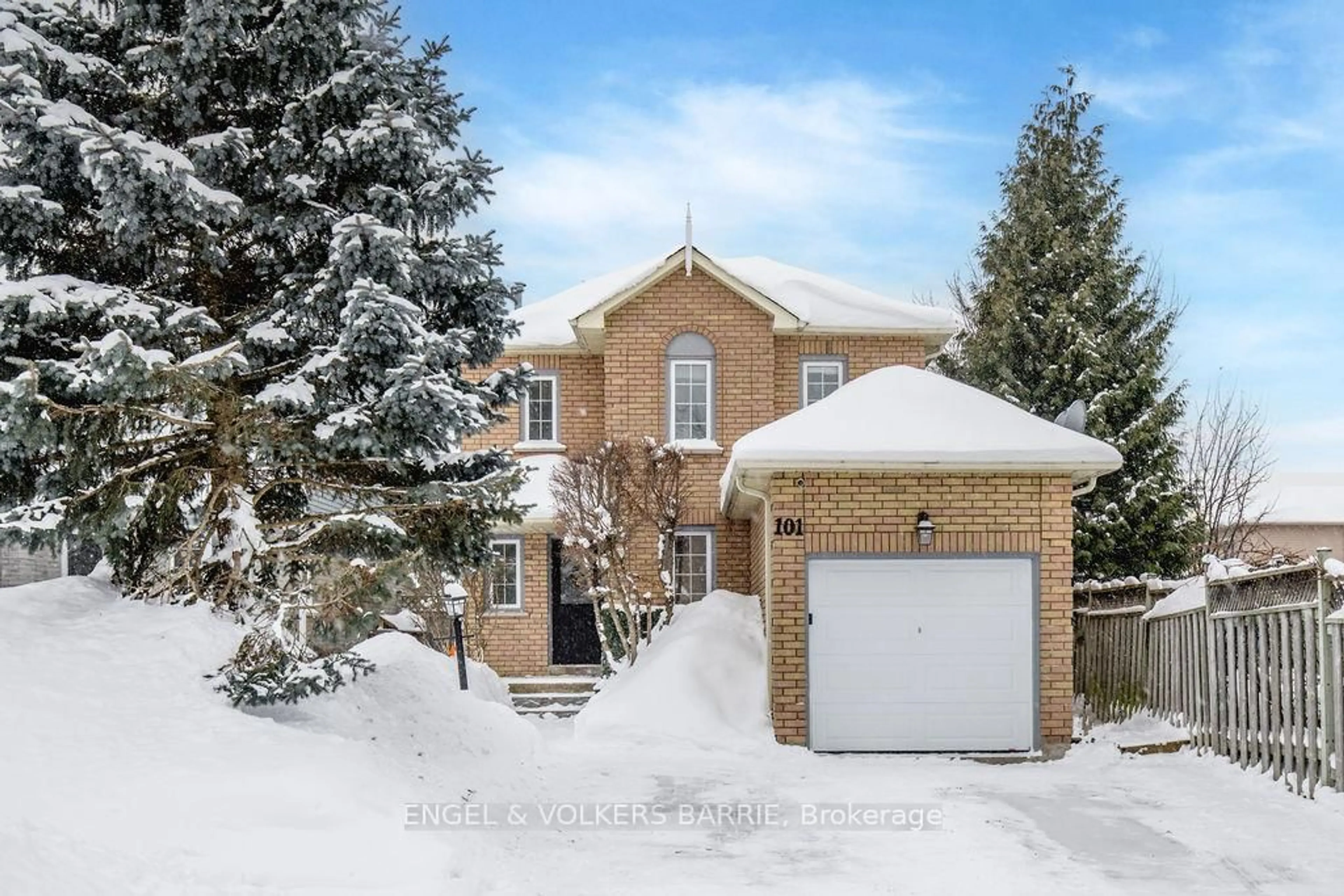 Home with brick exterior material, street for 101 Hadden Cres, Barrie Ontario L4M 6G7